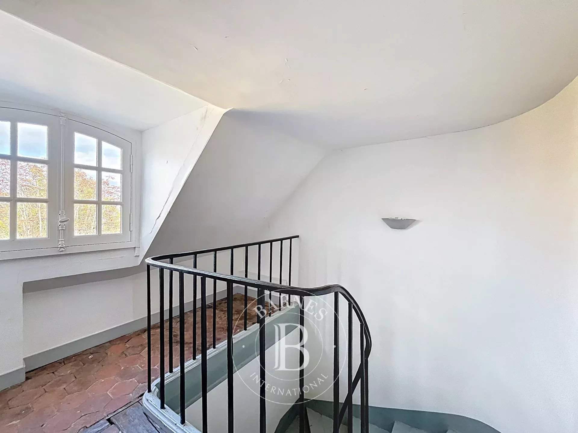 Versailles  - Apartment 2 Bedrooms - picture 11