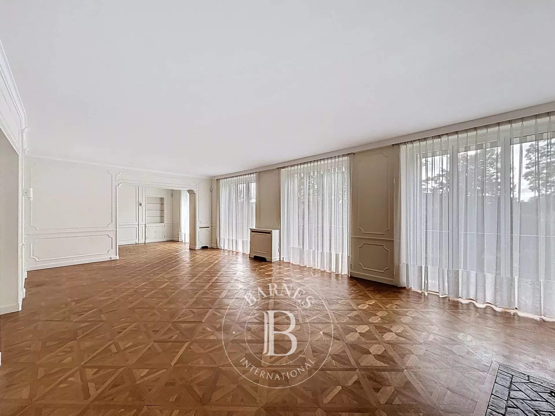 Saint-Germain-en-Laye  - Appartement 6 Pièces 4 Chambres - picture 7