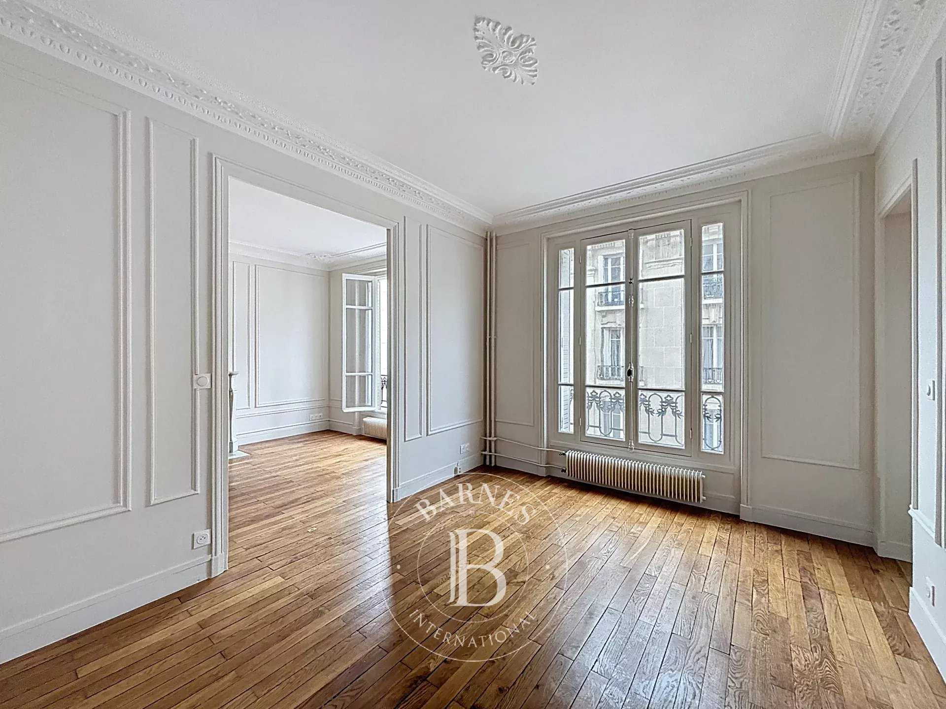Paris  - Apartment 2 Bedrooms