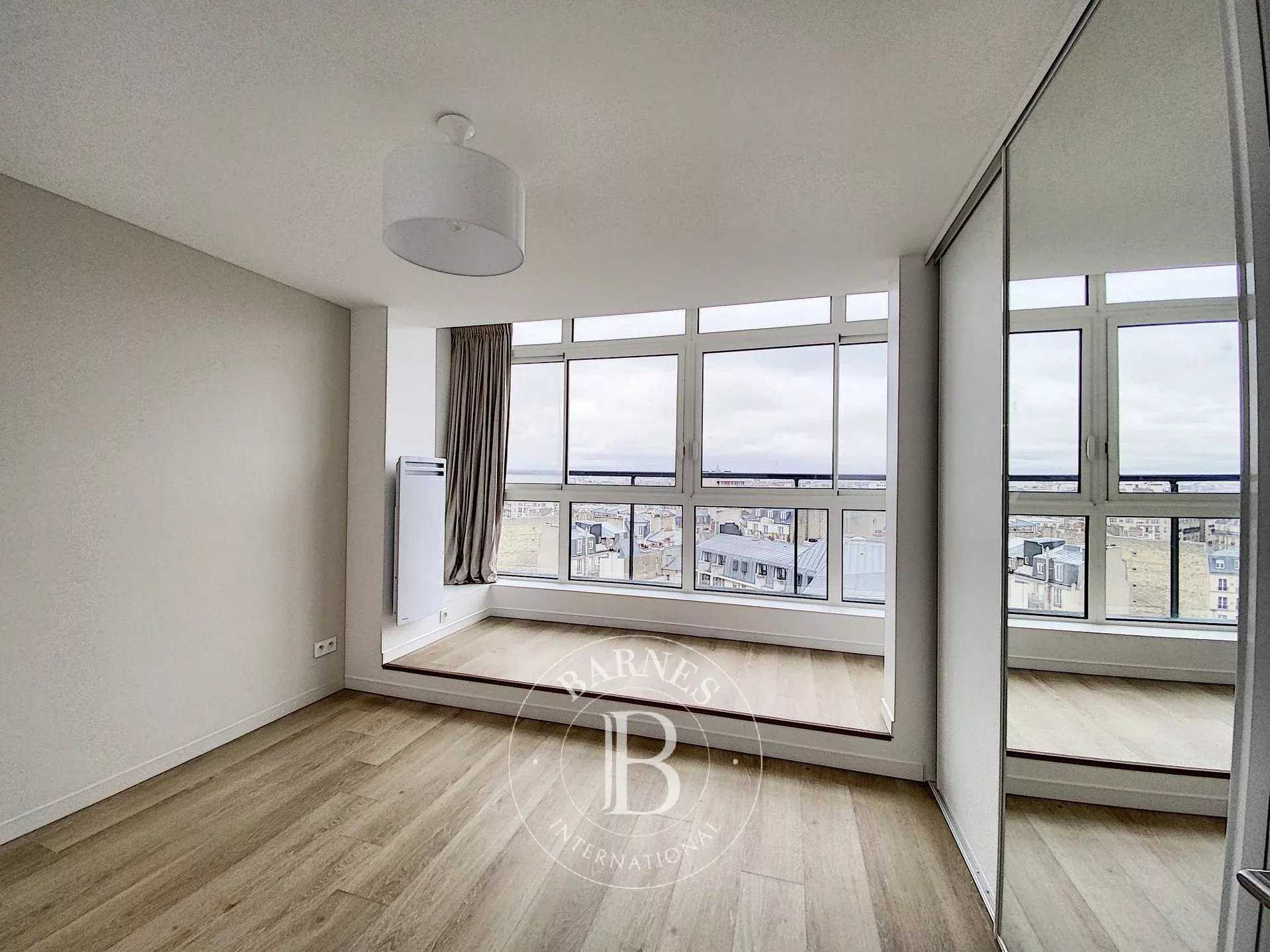 Paris  - Appartement 3 Pi&egrave;ces 2 Chambres