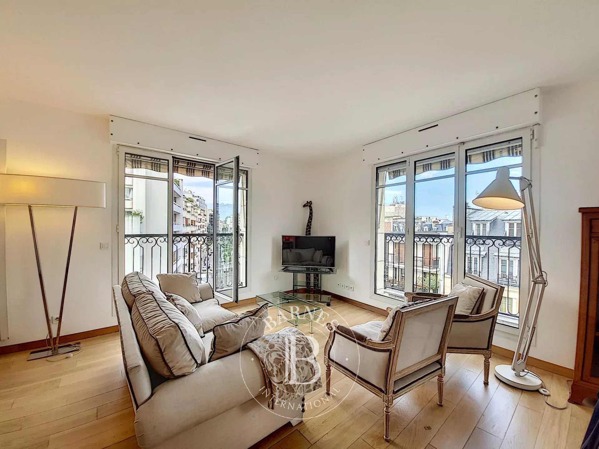 Paris  - Apartment 3 Bedrooms