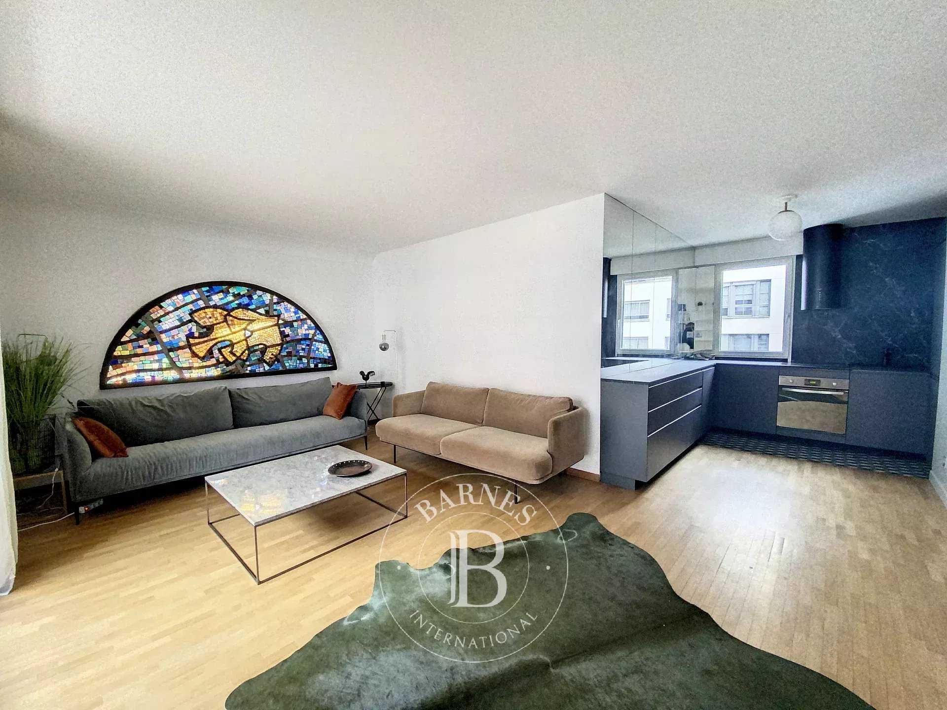 Paris  - Apartment 3 Bedrooms