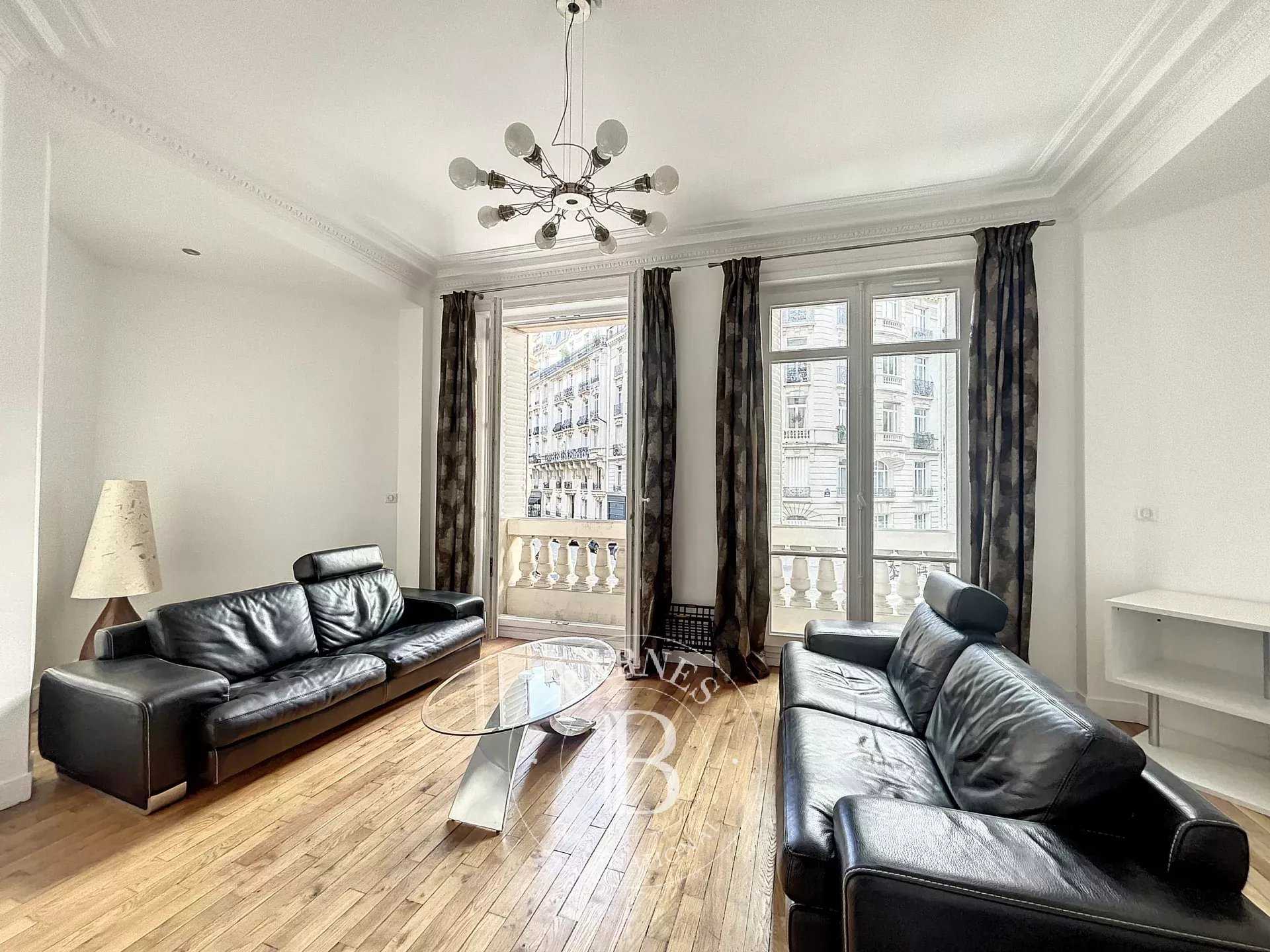 Paris  - Apartment 3 Bedrooms