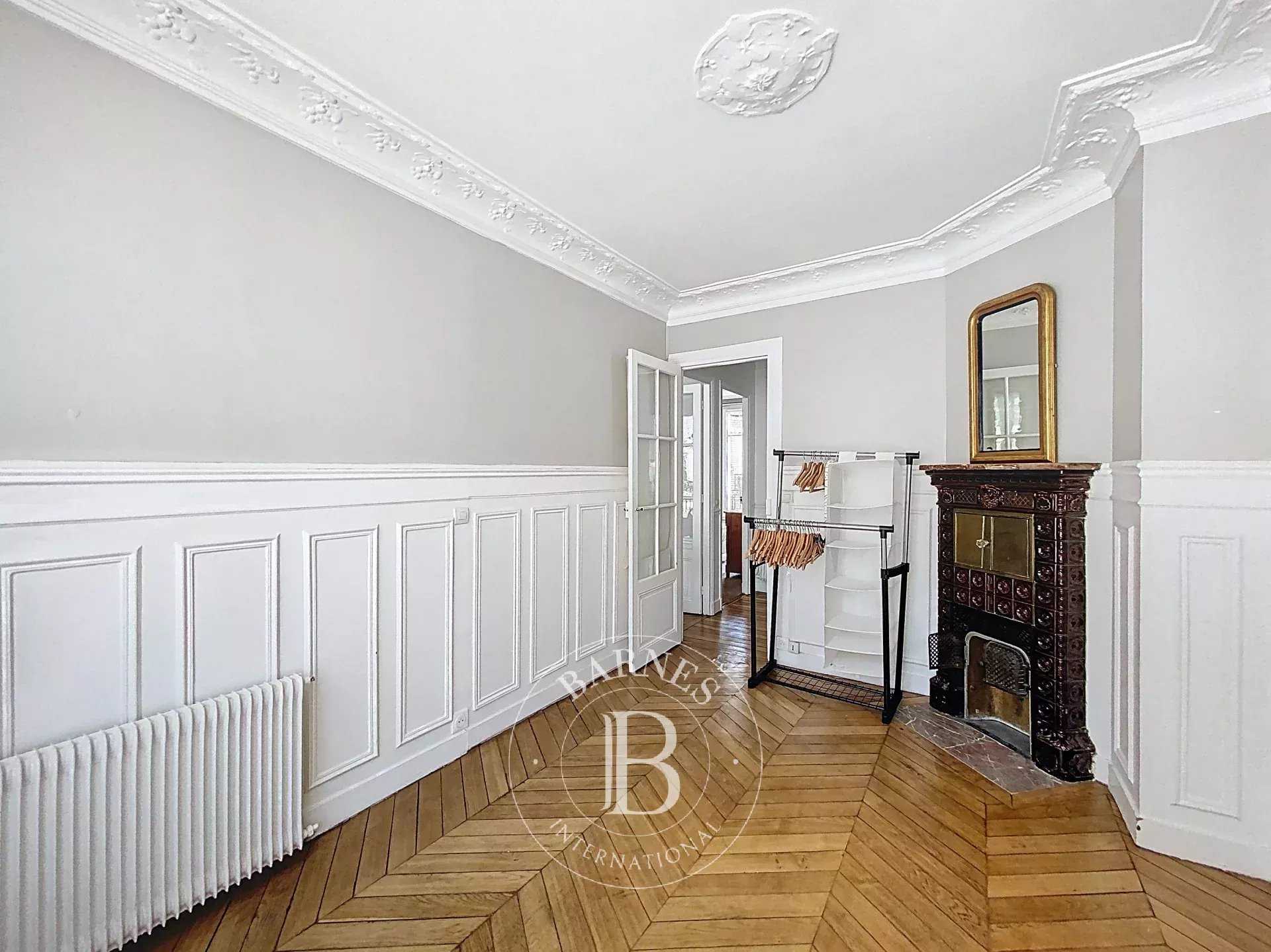 Paris  - Piso 3 Cuartos 2 Habitaciones