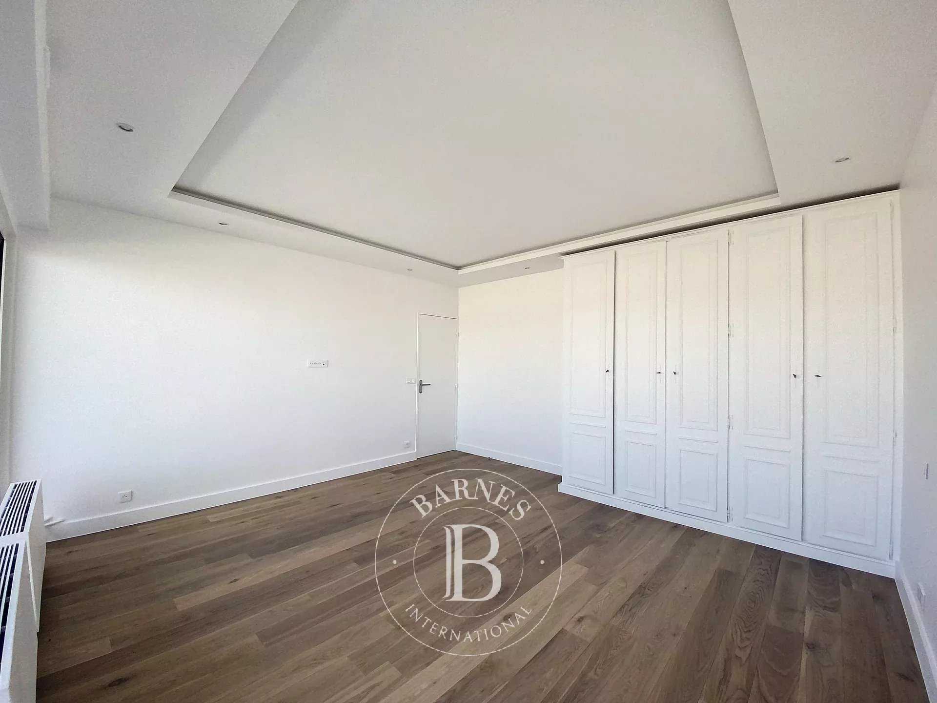 Paris  - Piso 5 Cuartos 3 Habitaciones