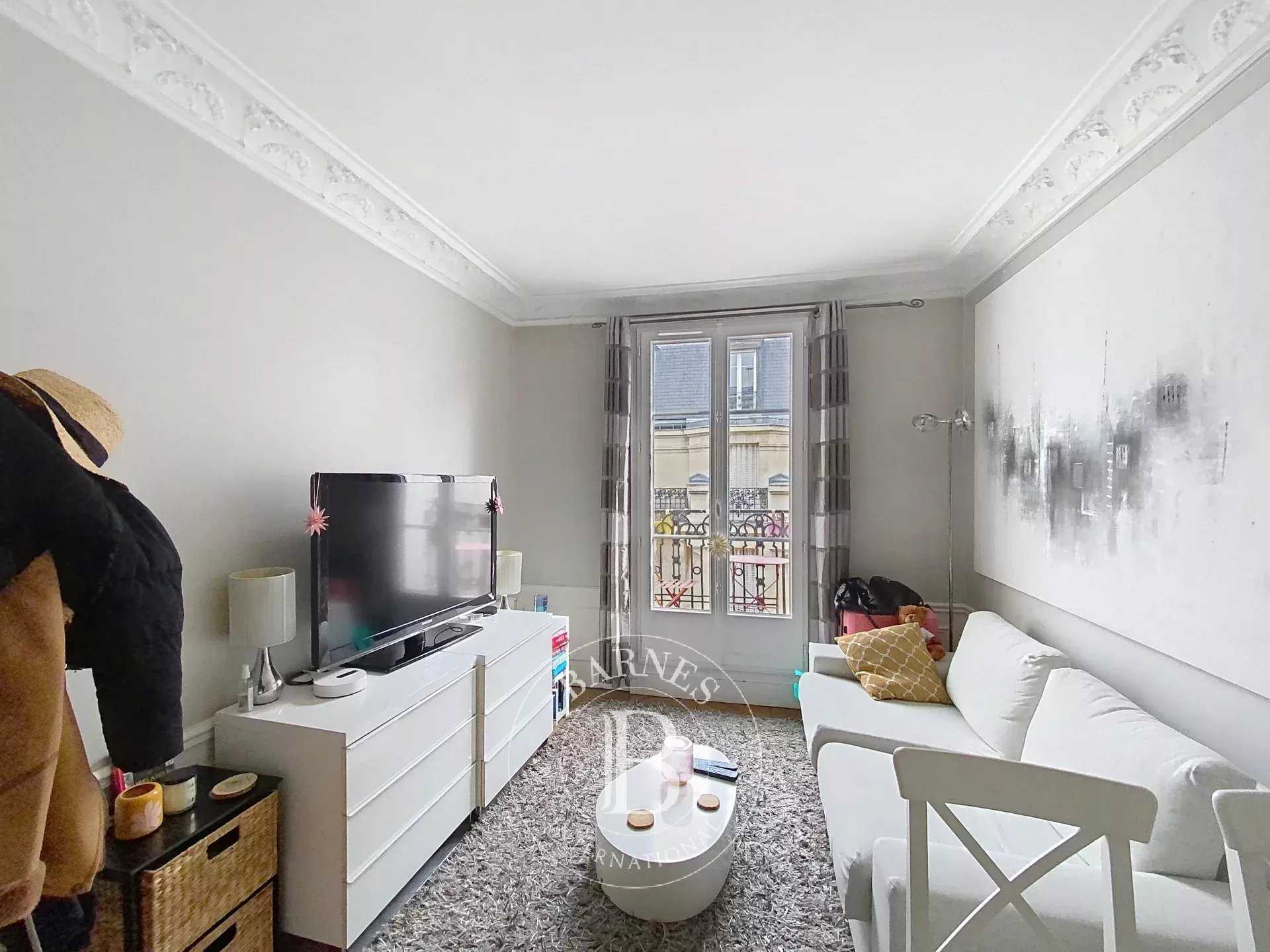 Paris  - Apartment 2 Bedrooms
