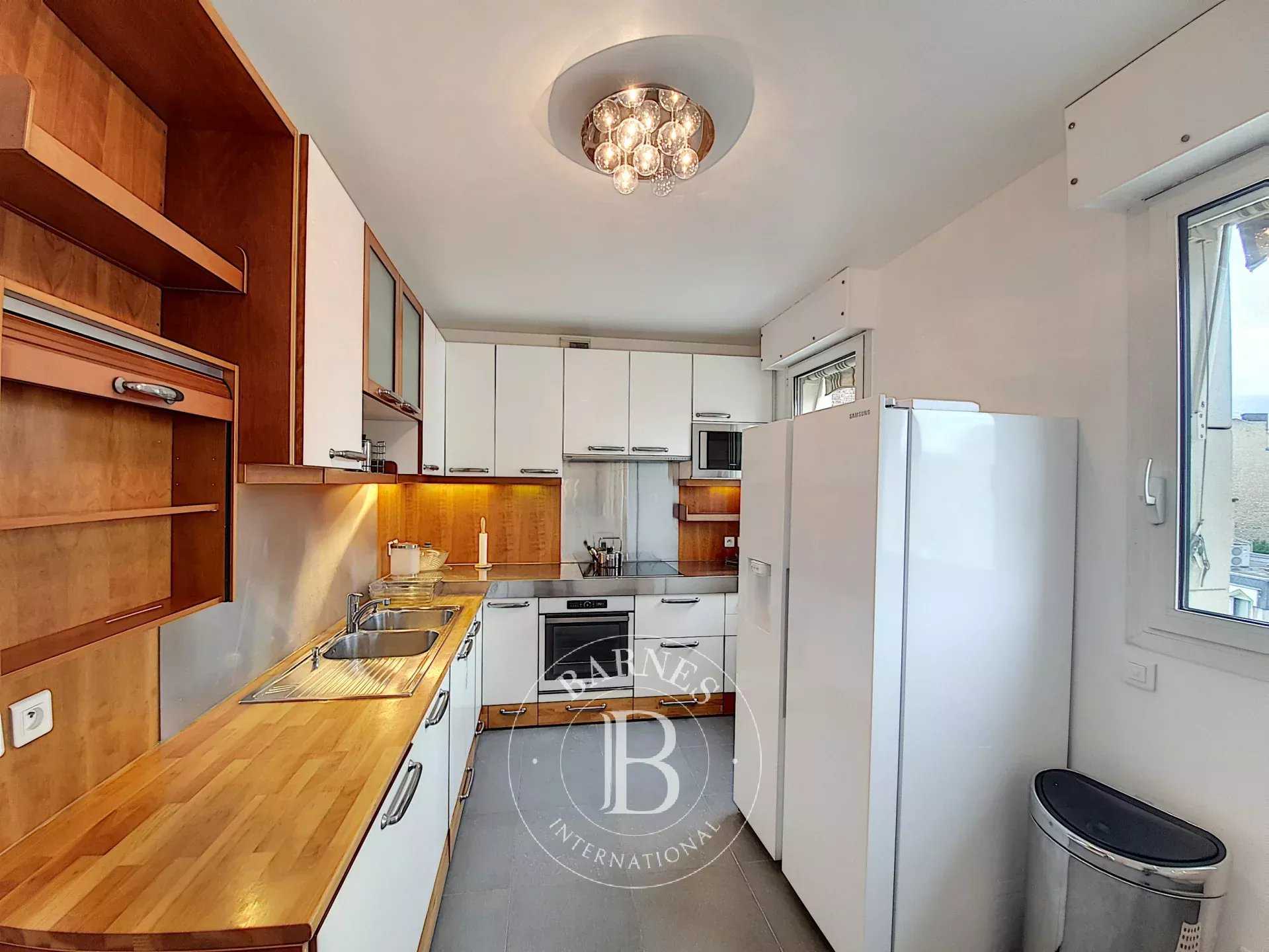 Paris  - Apartment 3 Bedrooms