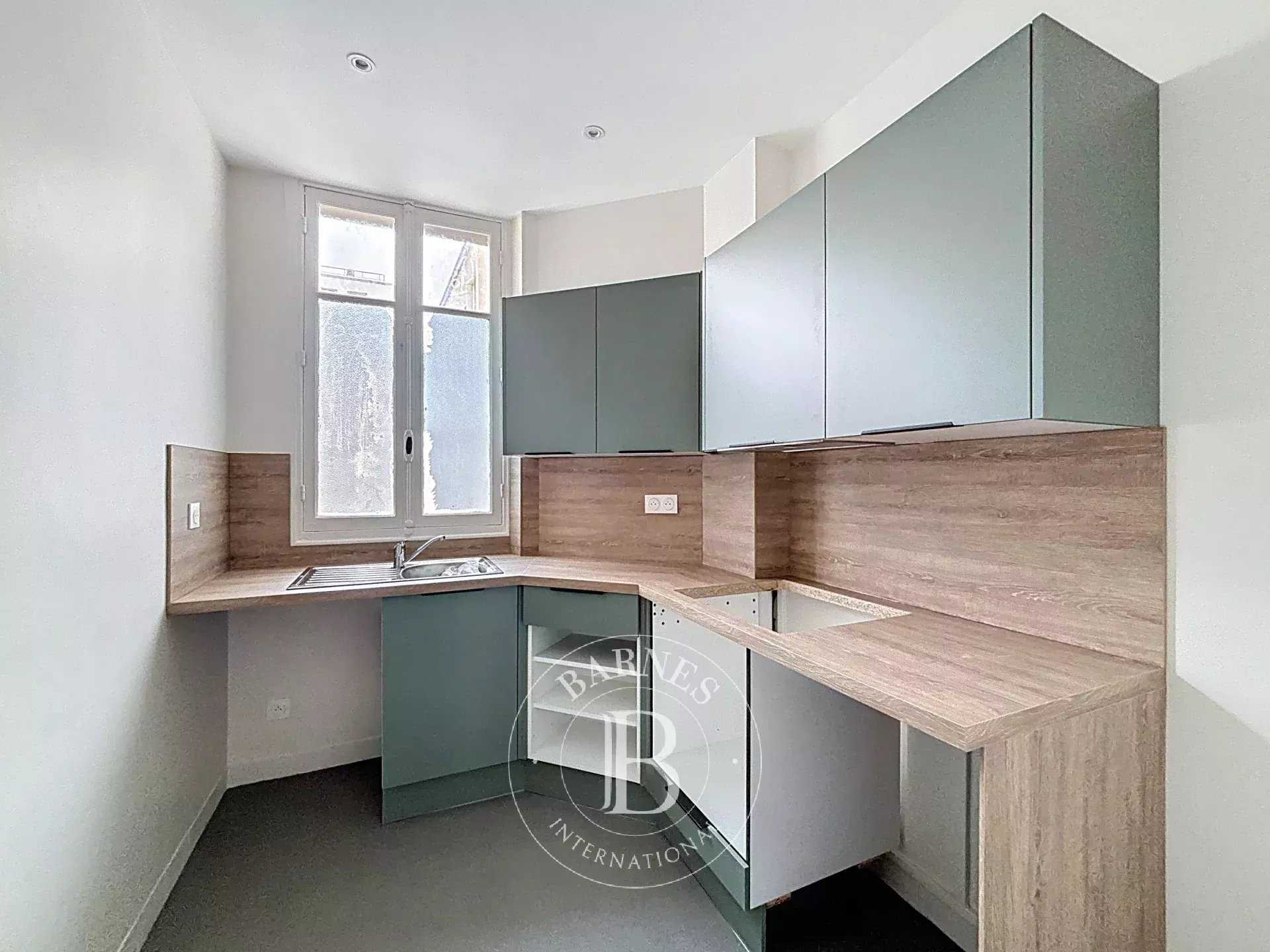 Paris  - Apartment 2 Bedrooms