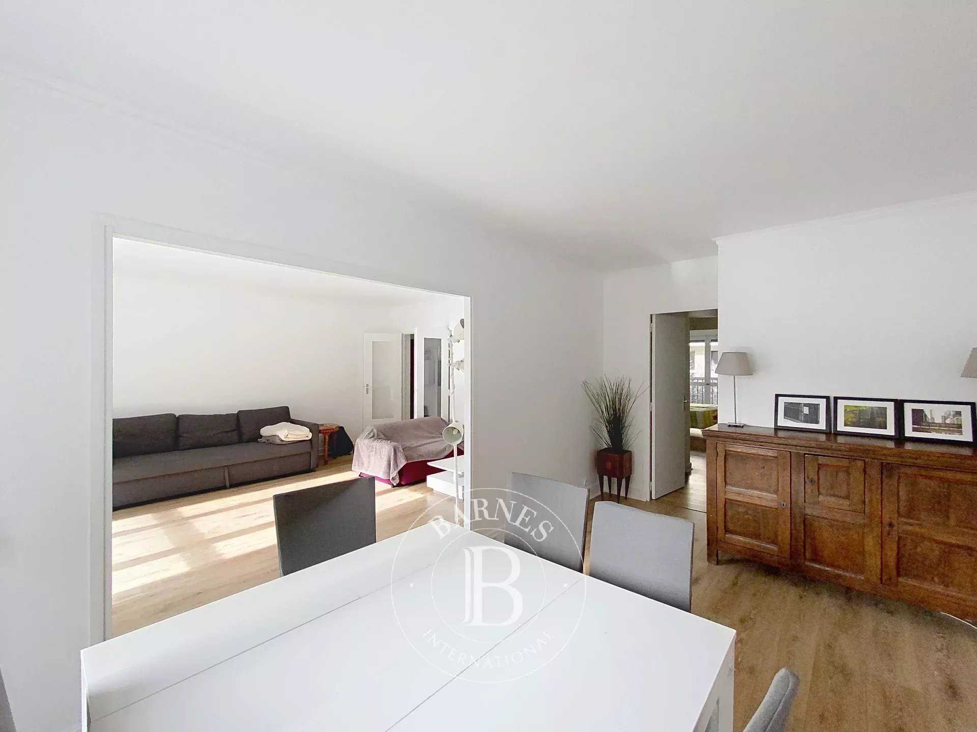 Apartment Paris 75015