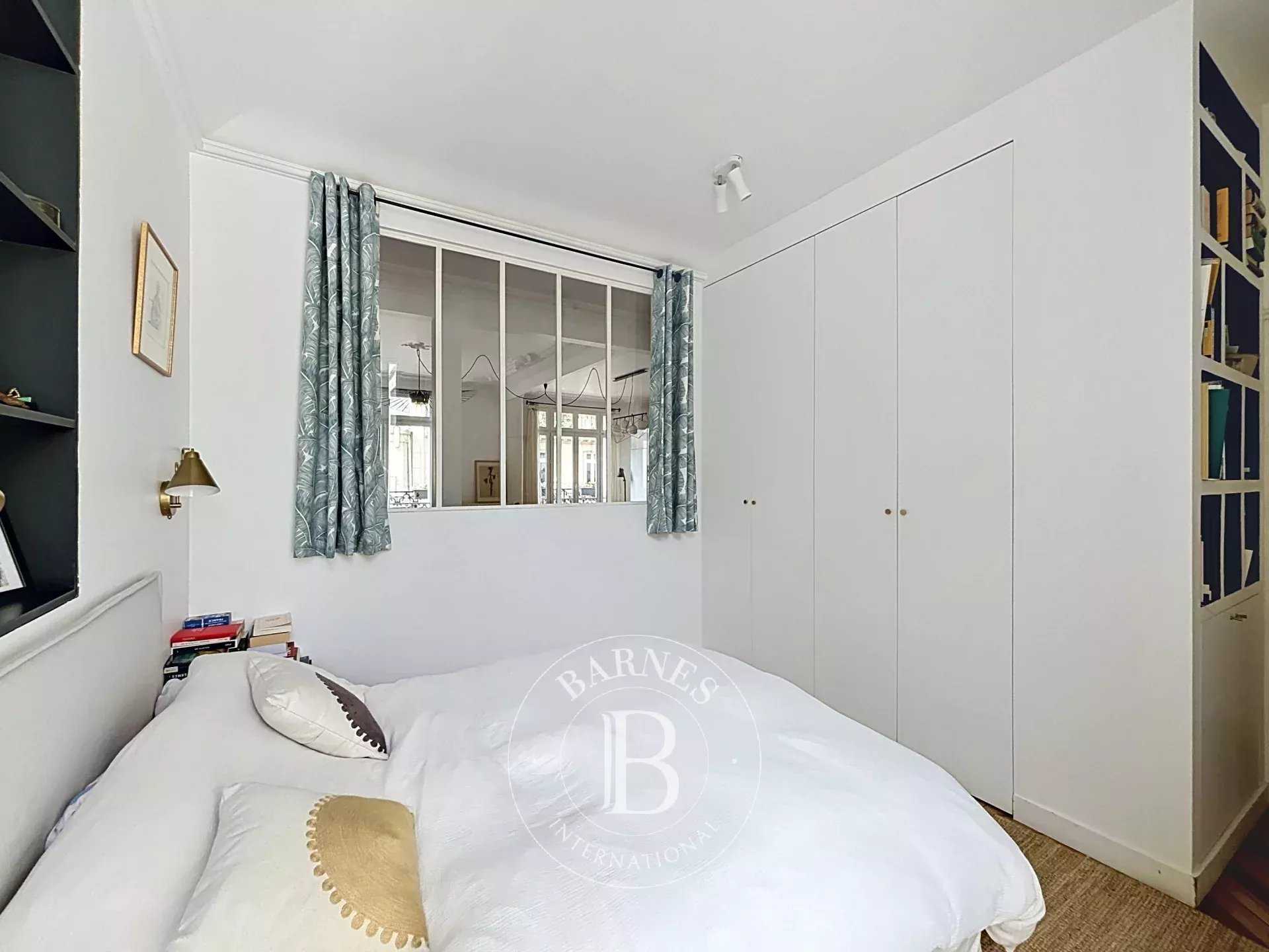 Paris  - Apartment 4 Bedrooms