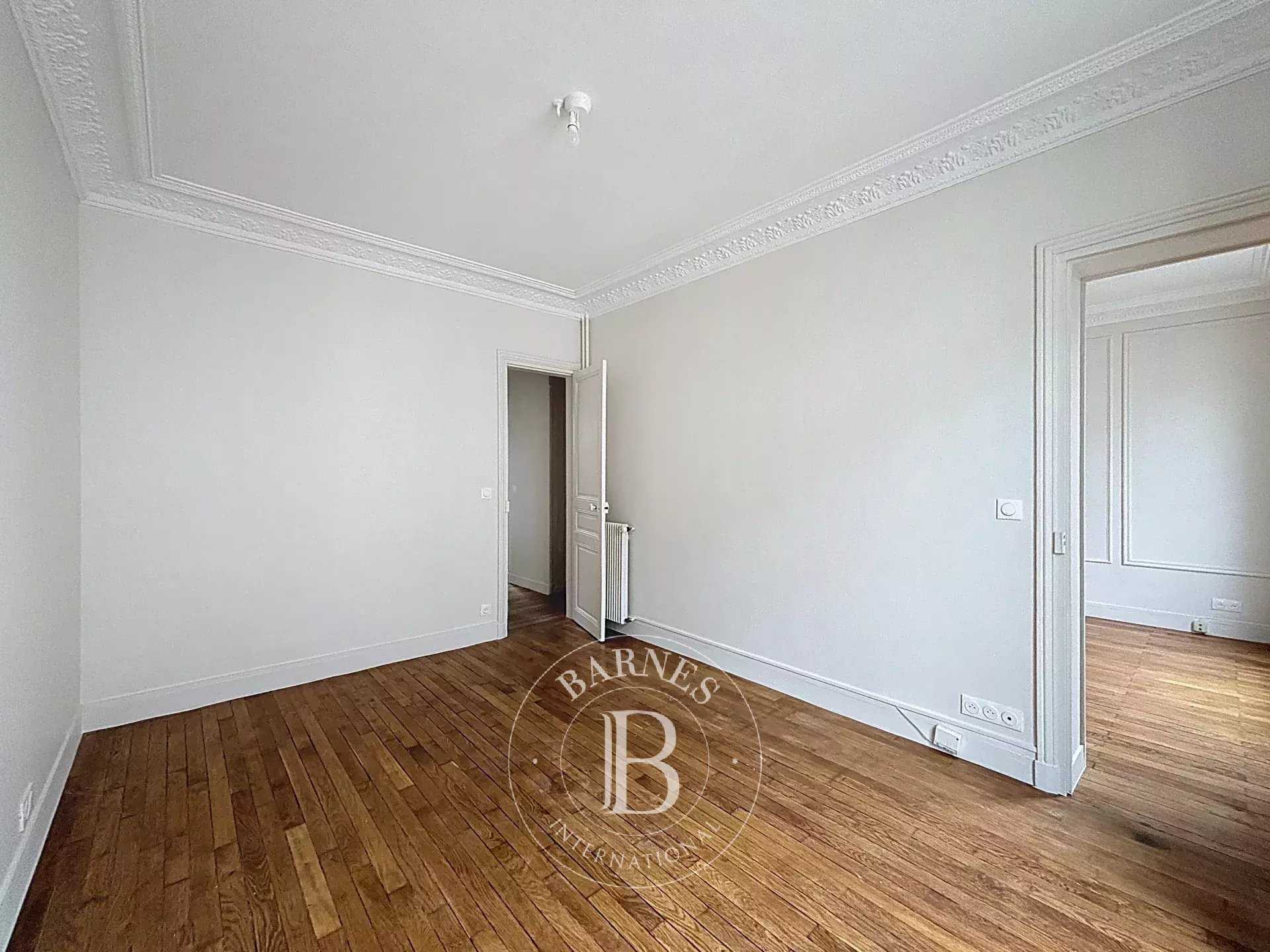 Paris  - Apartment 2 Bedrooms