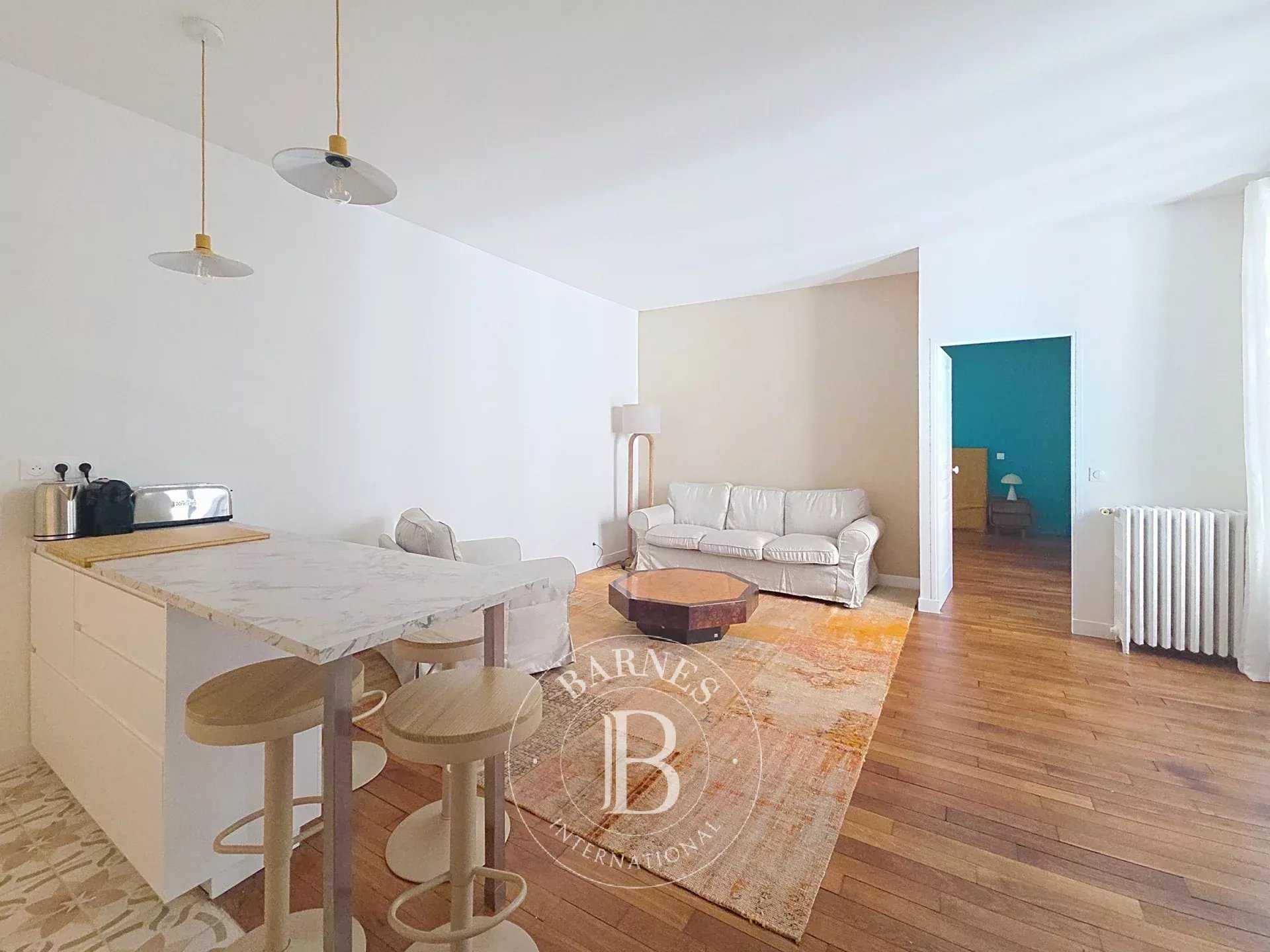 Paris  - Apartment 2 Bedrooms