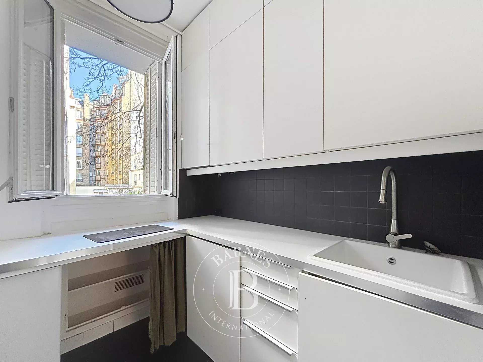 Paris  - Piso 3 Cuartos, 1 Habitacion