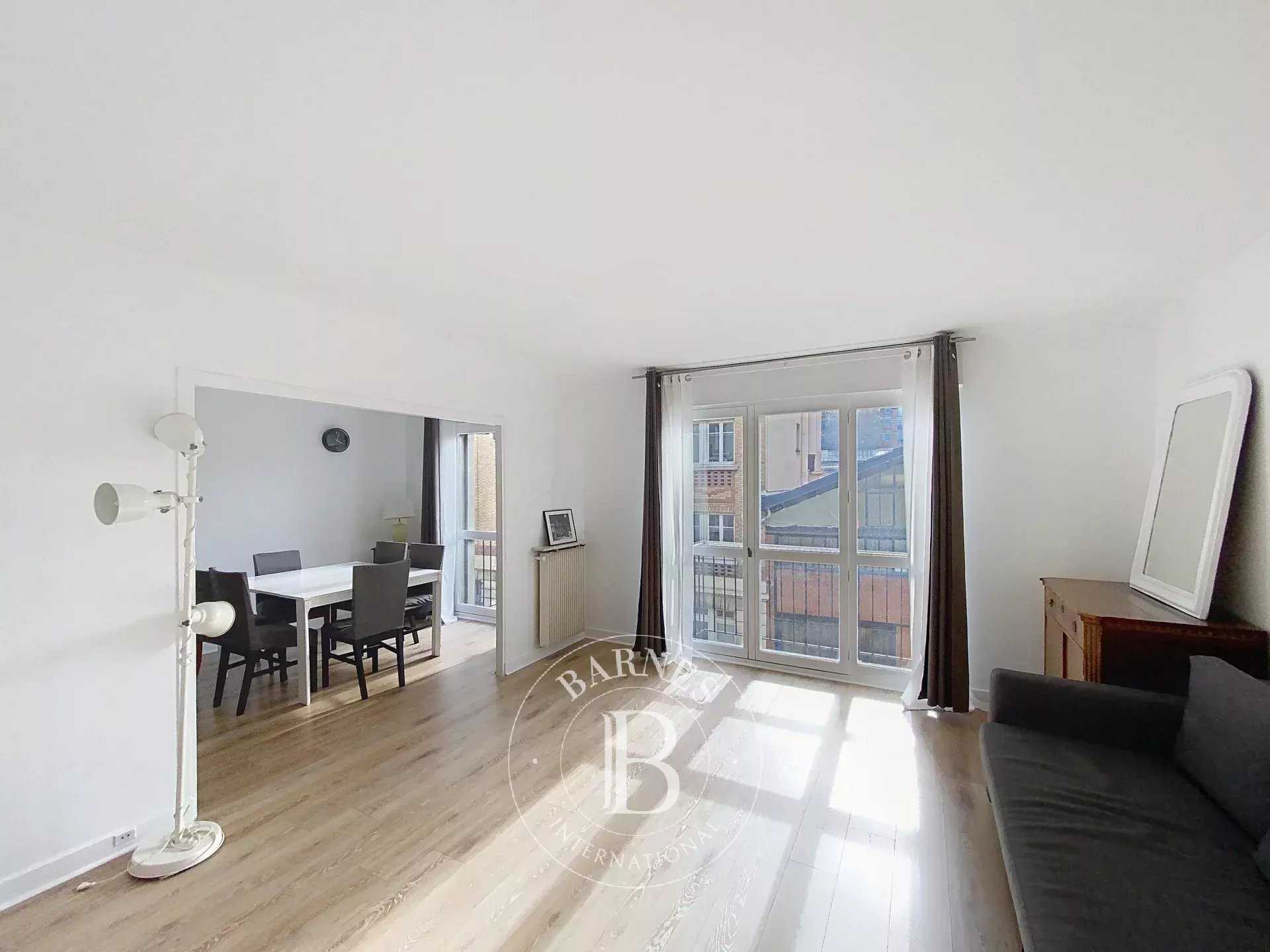 Paris  - Apartment 3 Bedrooms