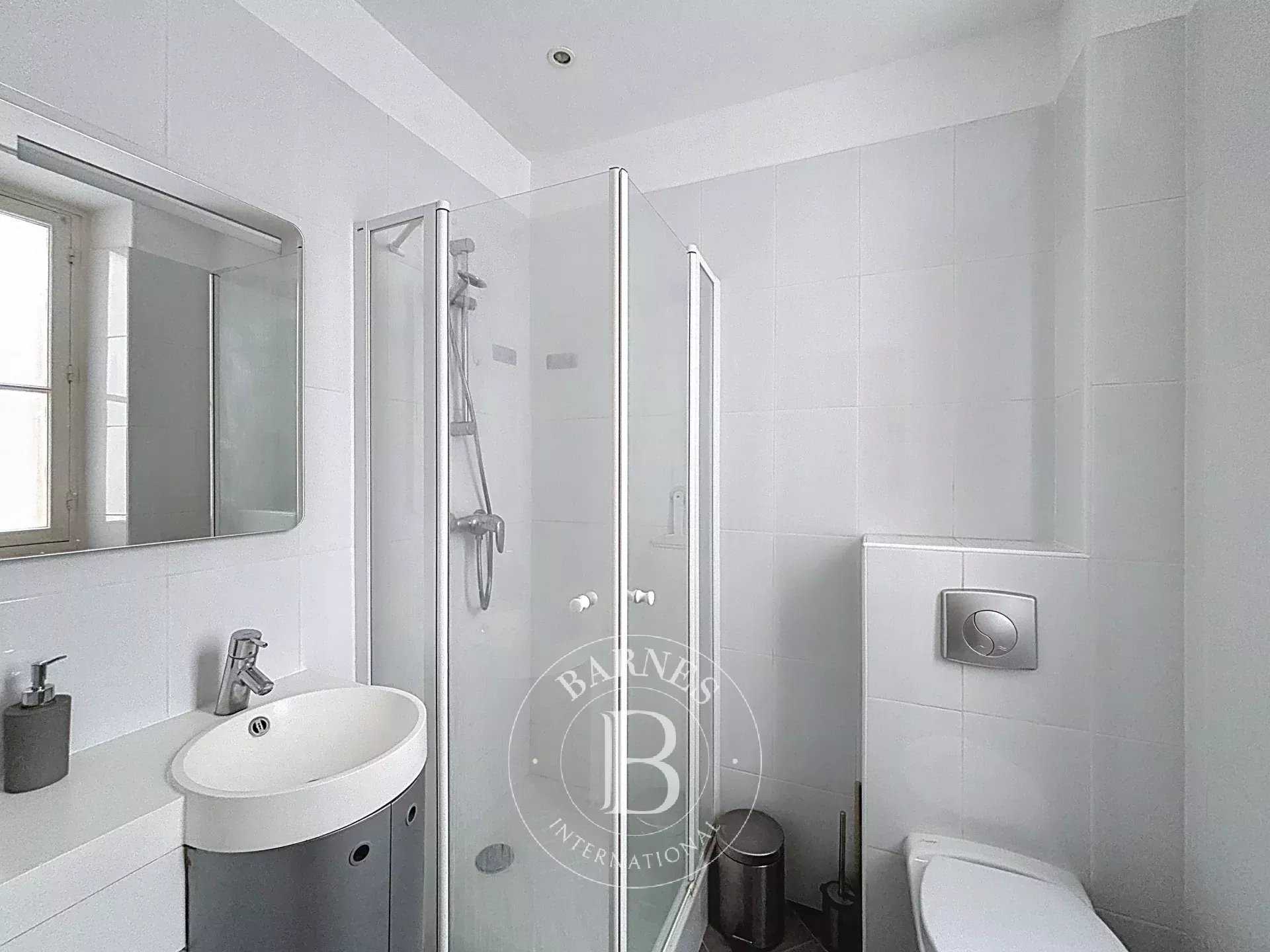 Paris  - Piso 2 Cuartos, 1 Habitacion