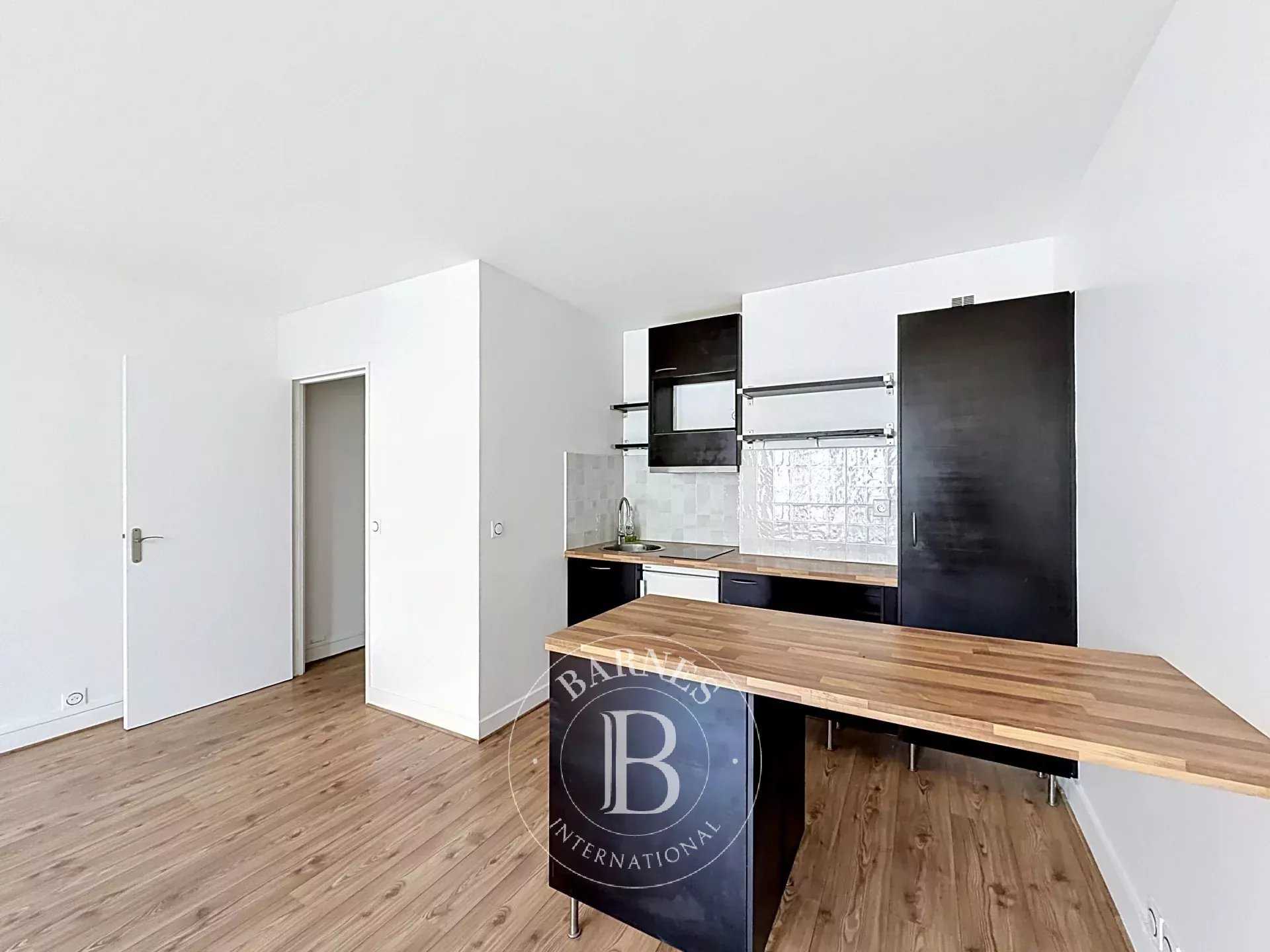 Apartment Paris 75013  -  ref 87060566 (picture 1)