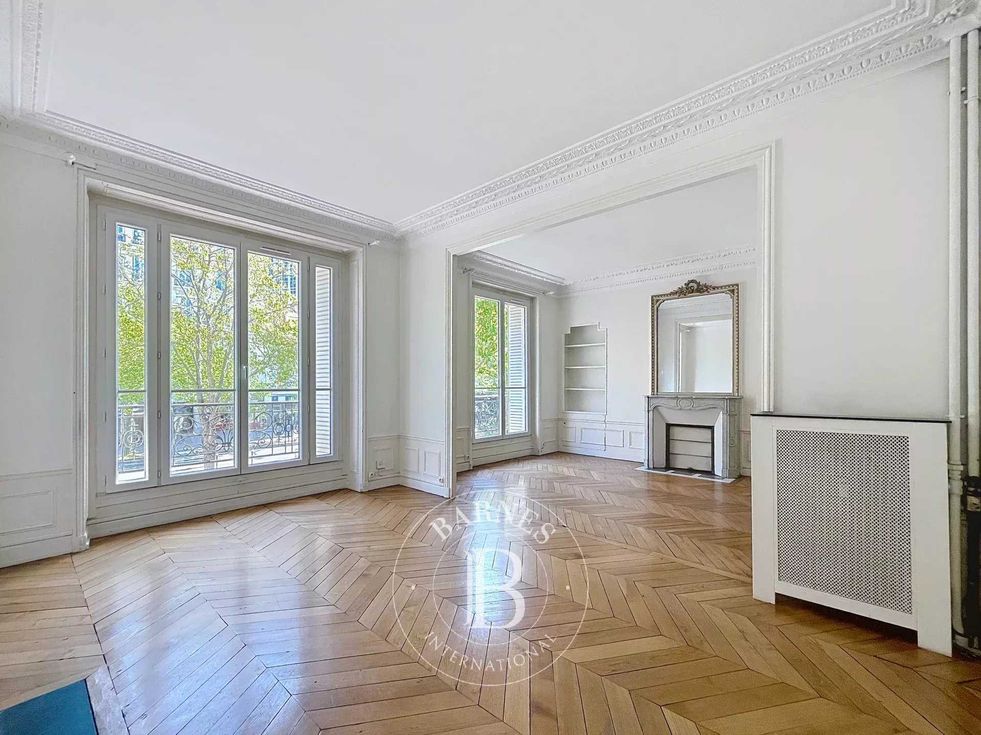 Appartement Paris 75015  -  ref 85724166 (picture 1)