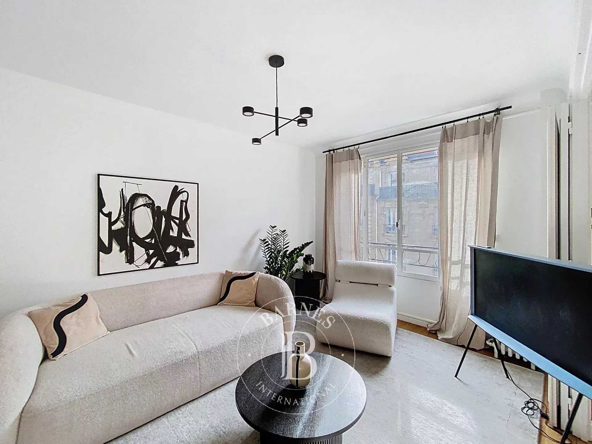 Appartement Paris 75015  -  ref 85735375 (picture 1)