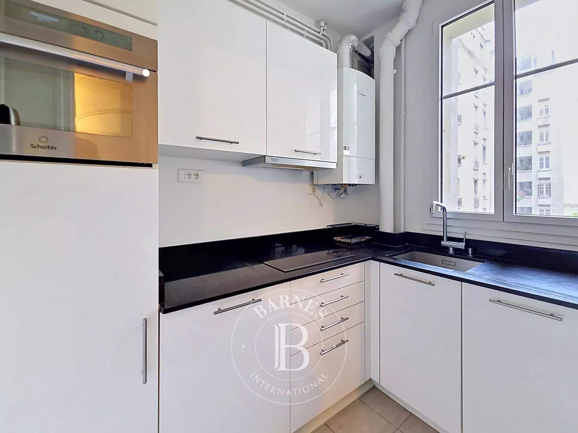 Paris  - Appartement 3 Pi&egrave;ces, 1 Chambre - picture 4