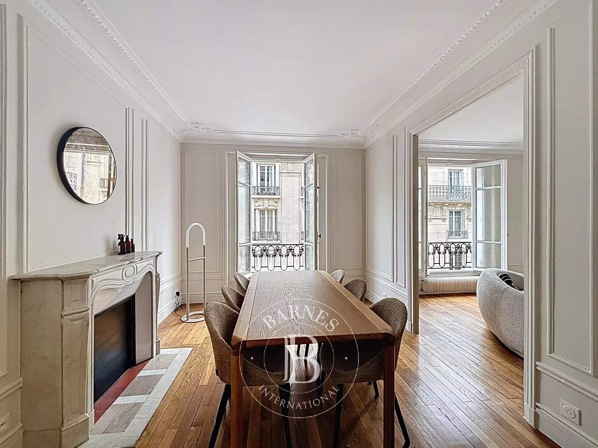 Paris  - Appartement 4 Pi&egrave;ces 2 Chambres - picture 5