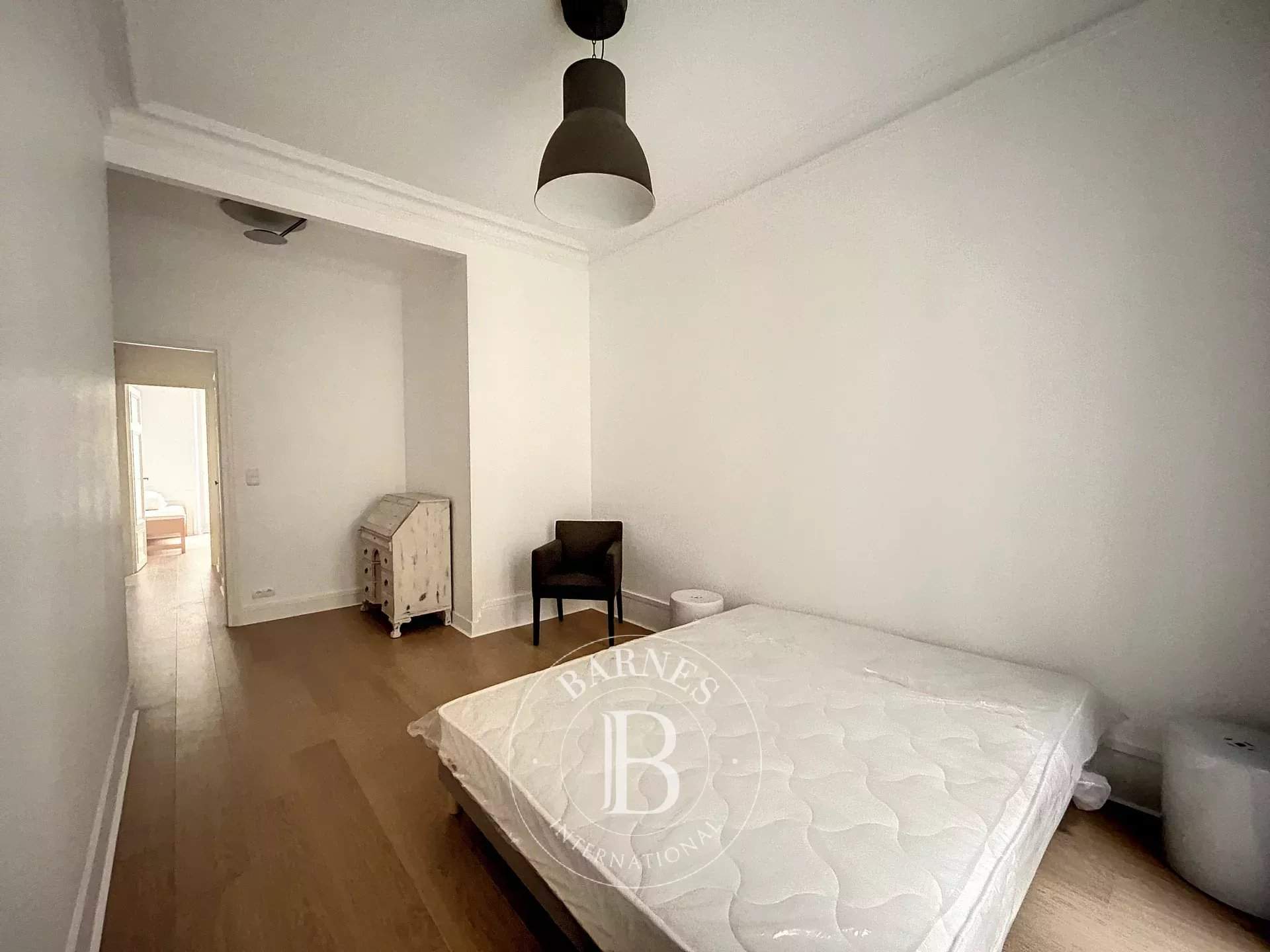 Paris  - Apartment 3 Bedrooms - picture 11