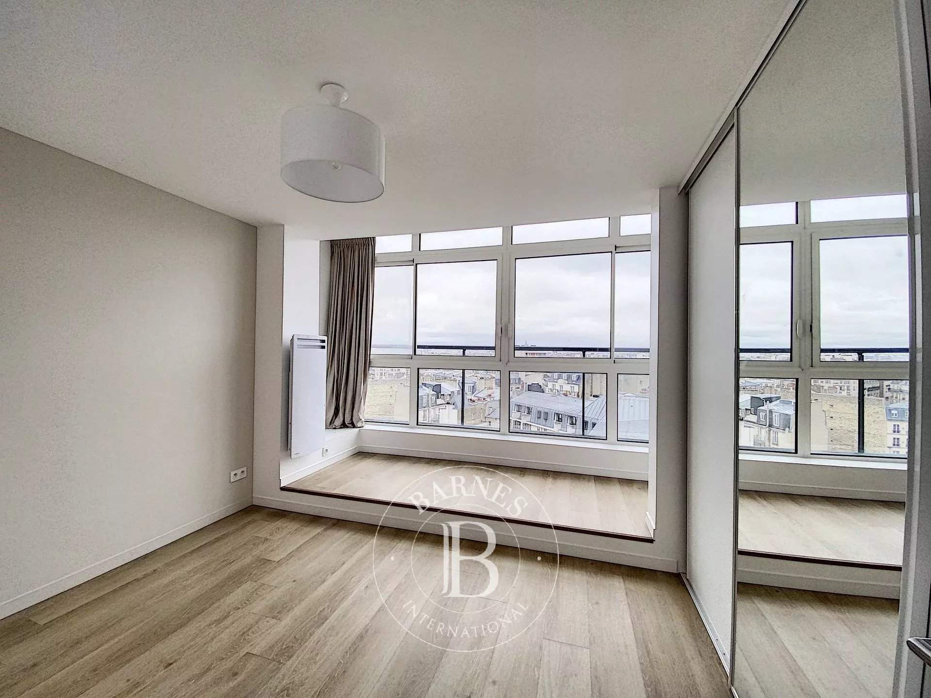 Paris  - Appartement 3 Pi&egrave;ces 2 Chambres - picture 3