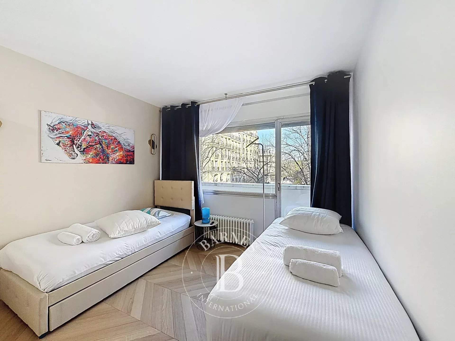 Paris  - Apartment 3 Bedrooms - picture 16