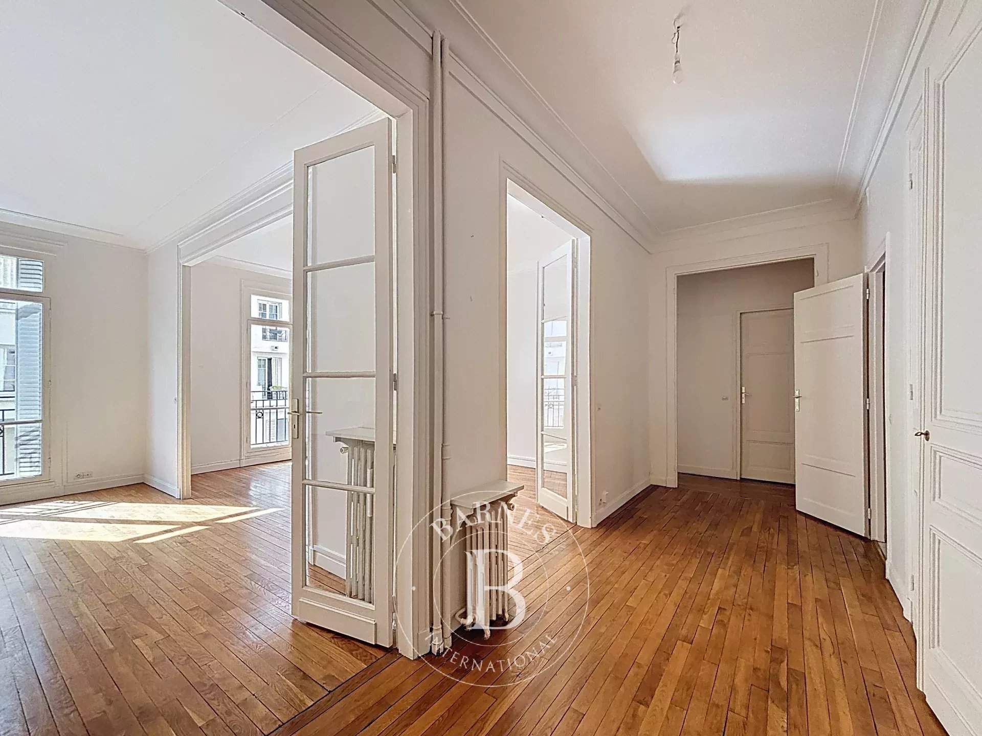 Paris  - Apartment 2 Bedrooms - picture 3