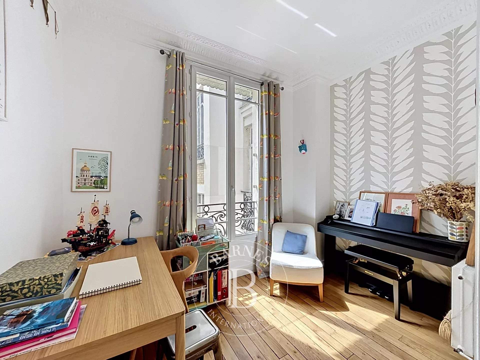 Paris  - Apartment 4 Bedrooms - picture 8