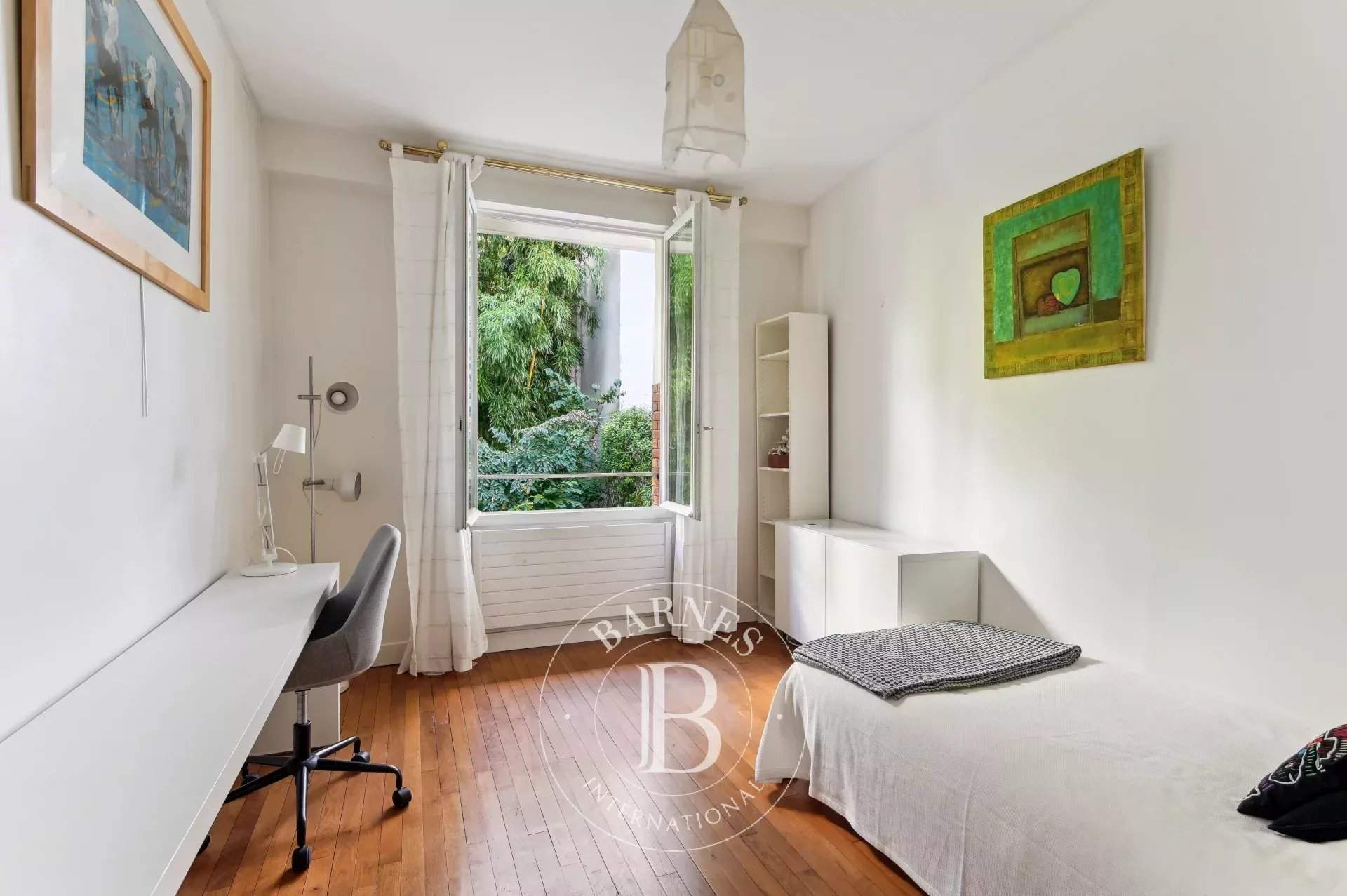 Paris  - House 5 Bedrooms - picture 9