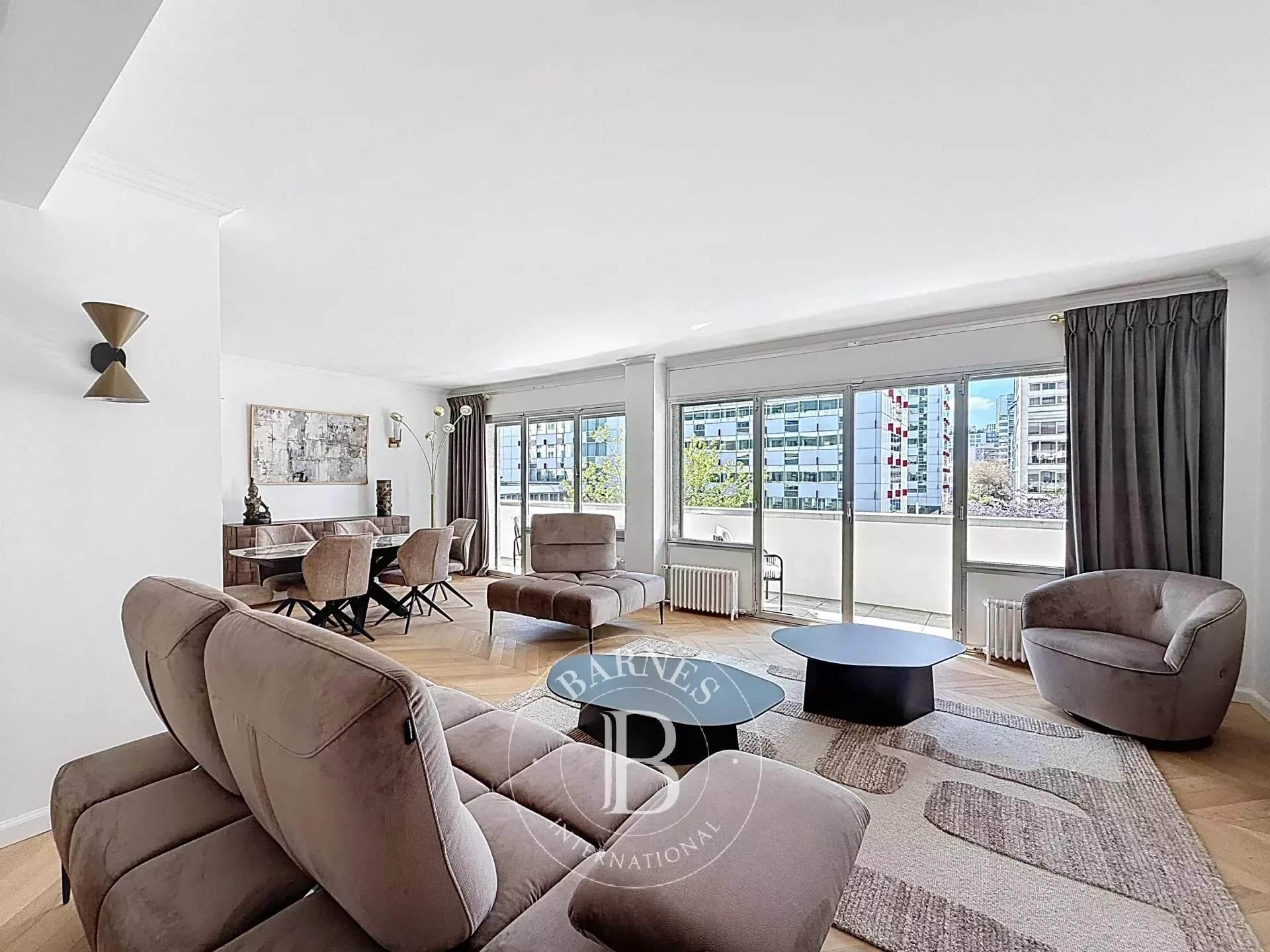 Paris  - Apartment 3 Bedrooms - picture 1