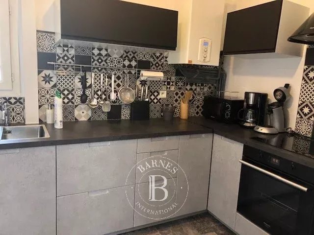 Paris  - Appartement 5 Pi&egrave;ces 3 Chambres - picture 3