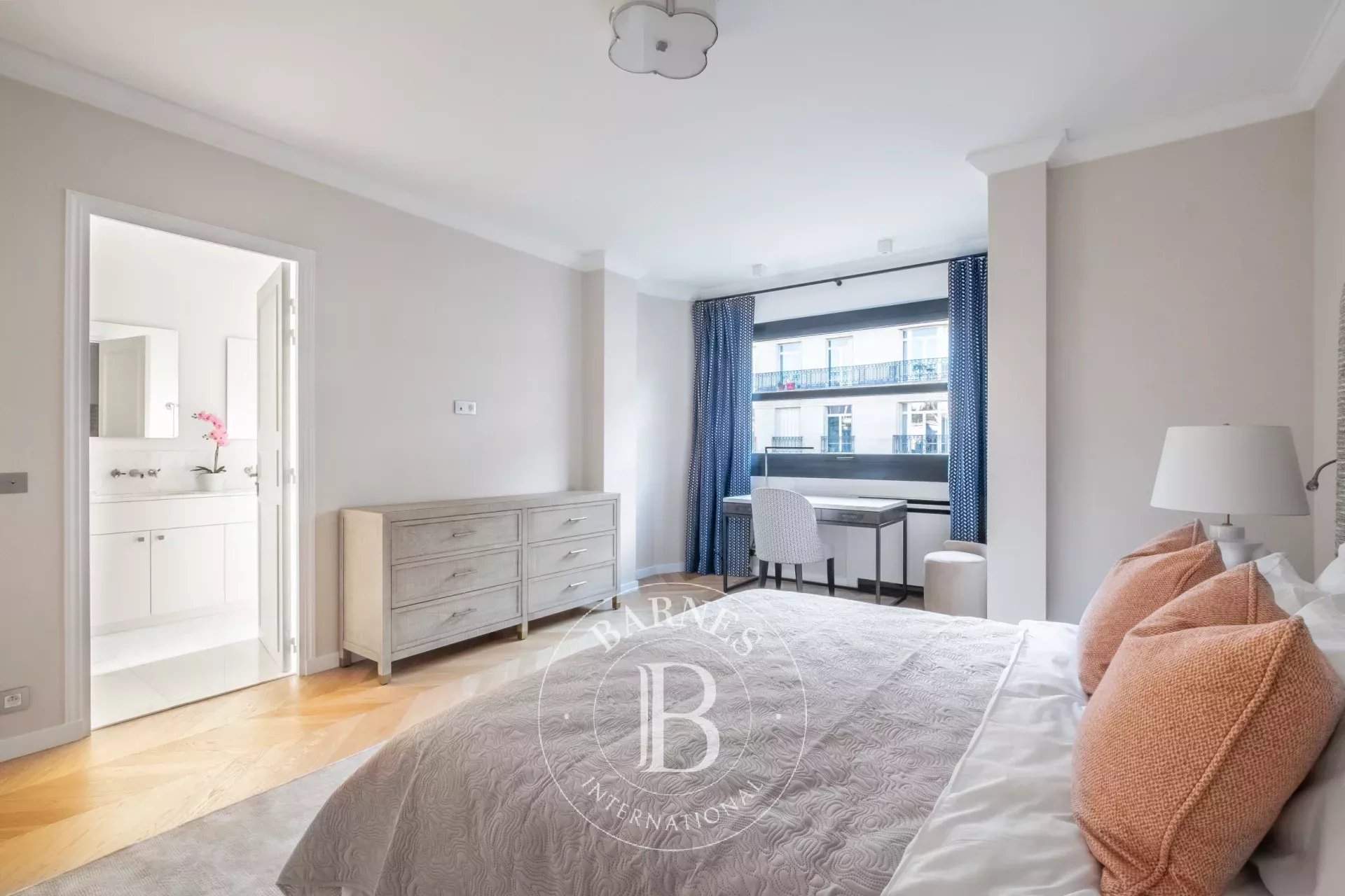 Paris  - Appartement 6 Pièces 4 Chambres - picture 8