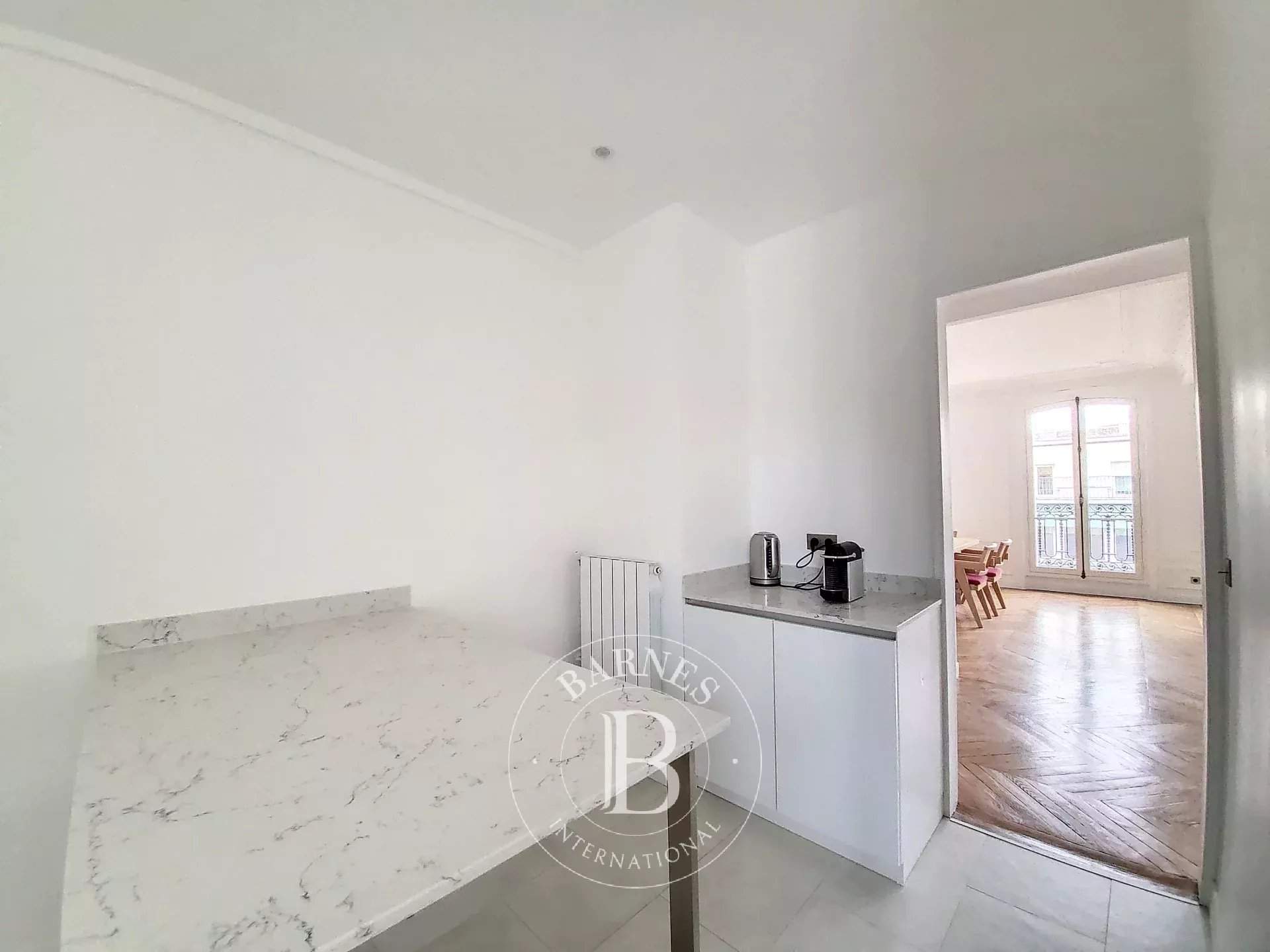 Paris  - Appartement 5 Pi&egrave;ces 3 Chambres - picture 14