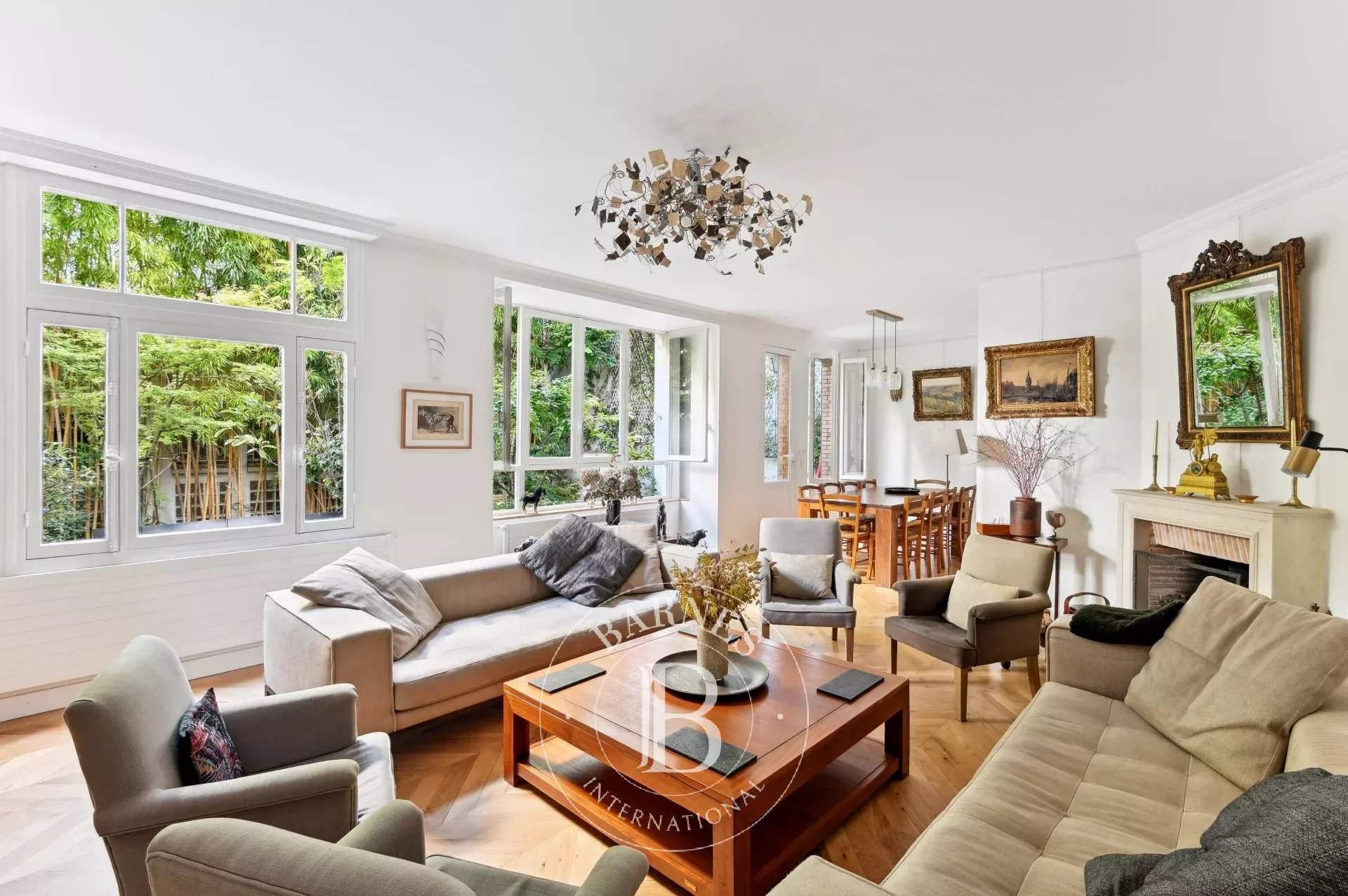 Paris  - House 5 Bedrooms - picture 1