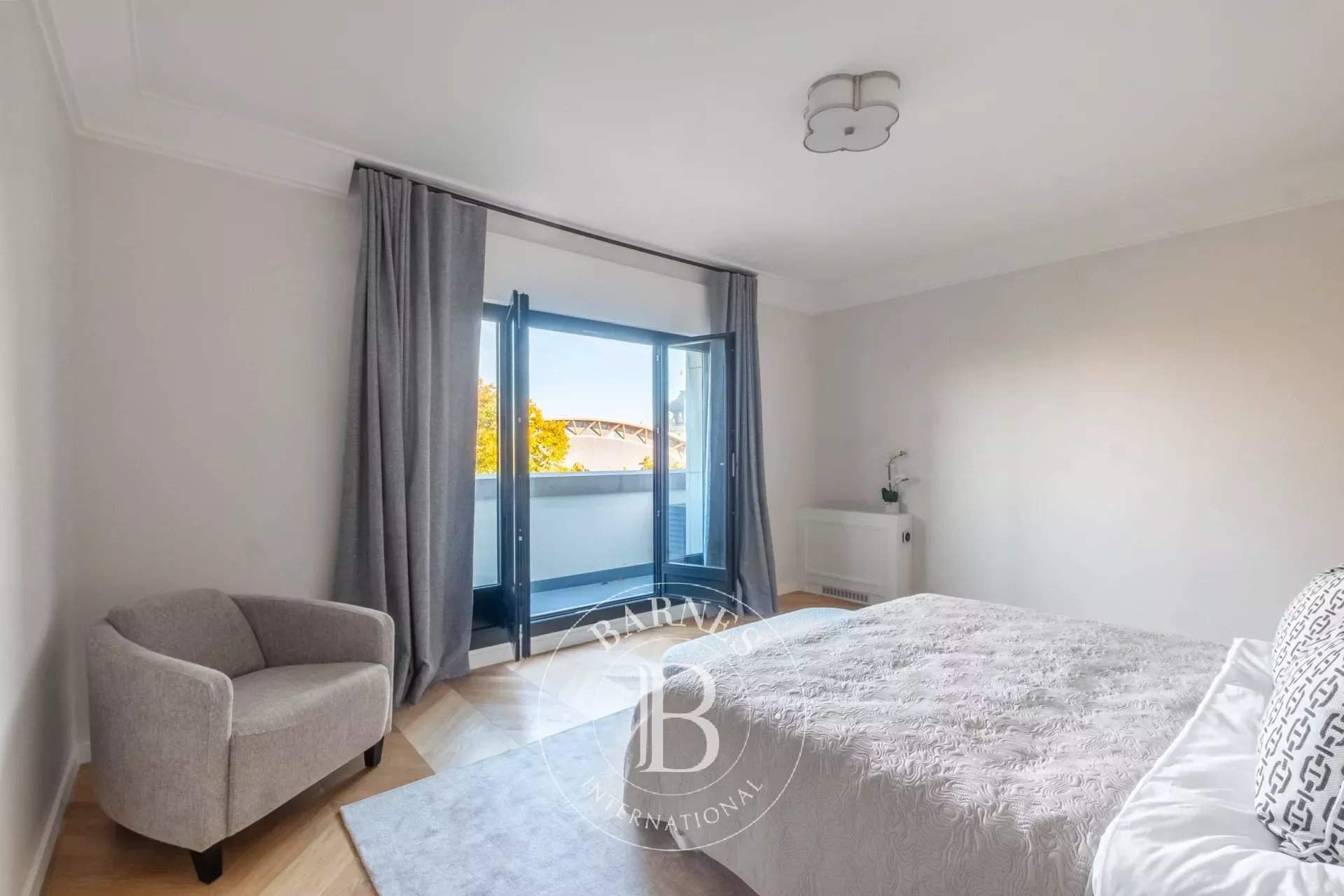 Paris  - Appartement 6 Pièces 4 Chambres - picture 12