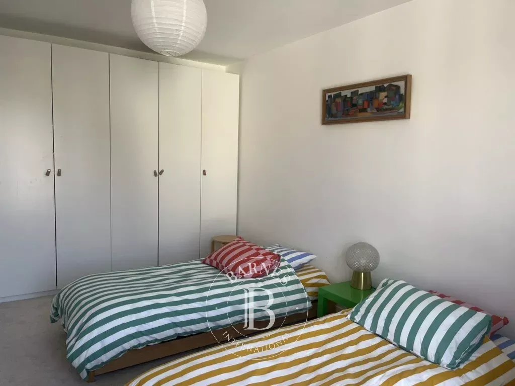 Paris  - Apartment 3 Bedrooms - picture 11