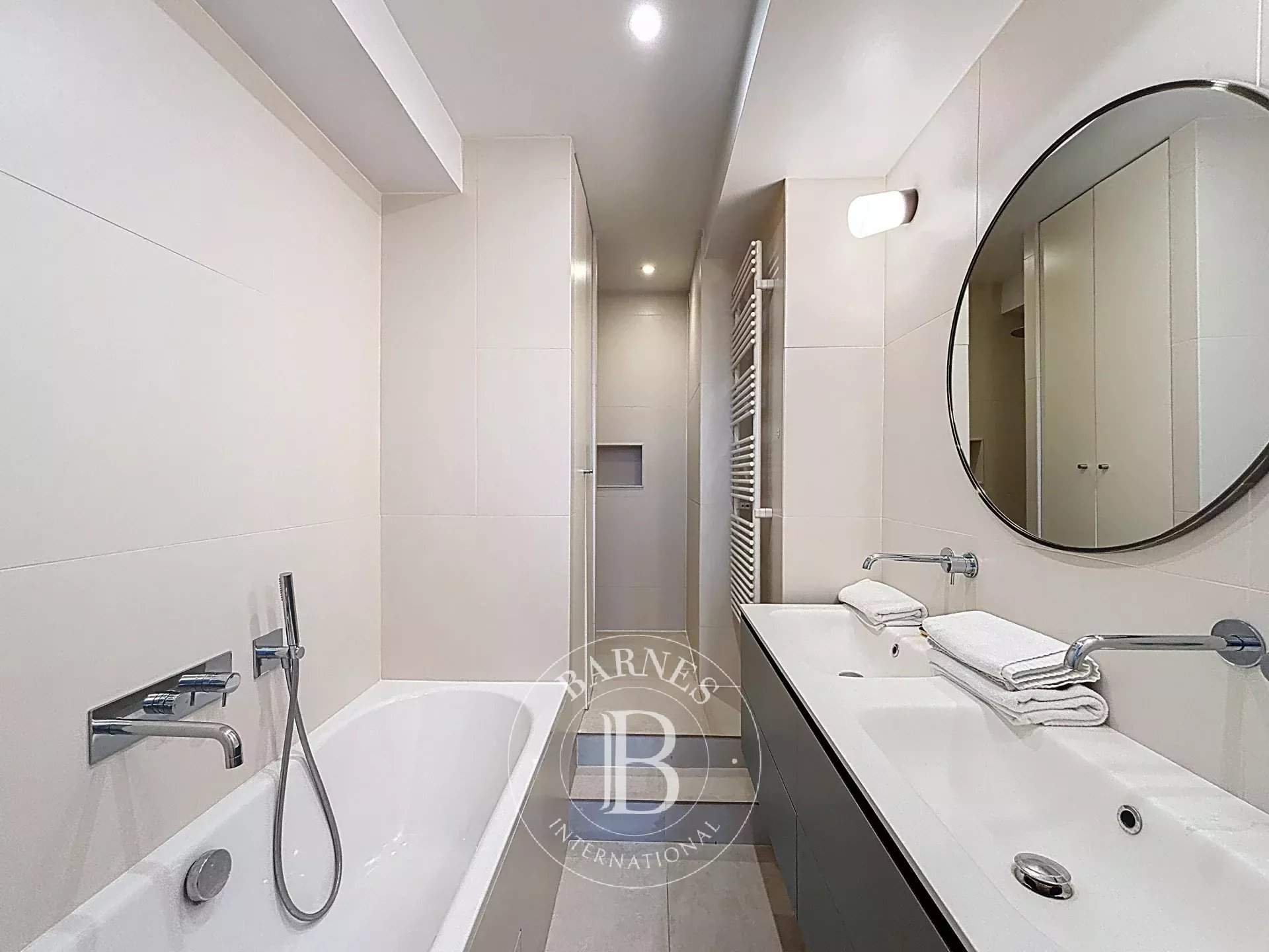 Paris  - Apartment 1 Bedroom - picture 8