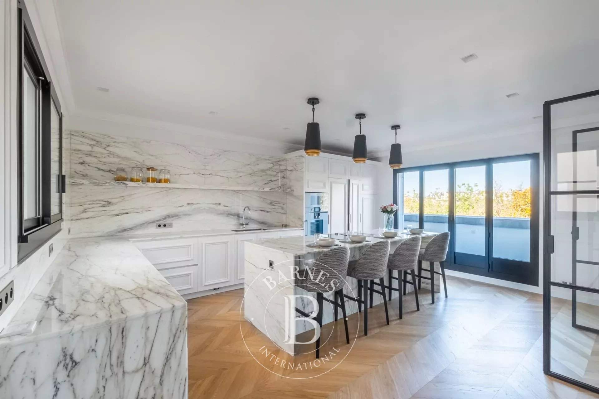 Paris  - Appartement 6 Pièces 4 Chambres - picture 4