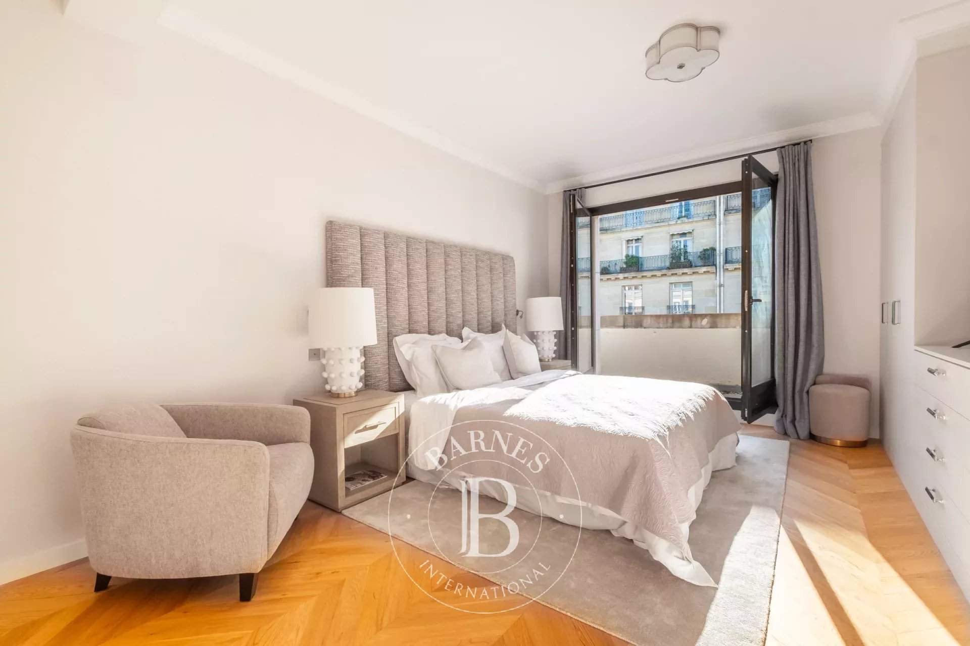 Paris  - Appartement 6 Pièces 4 Chambres - picture 10