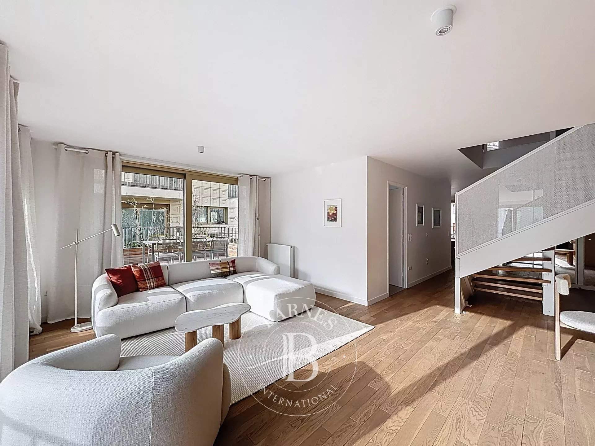 Paris  - Duplex 3 Bedrooms - picture 3