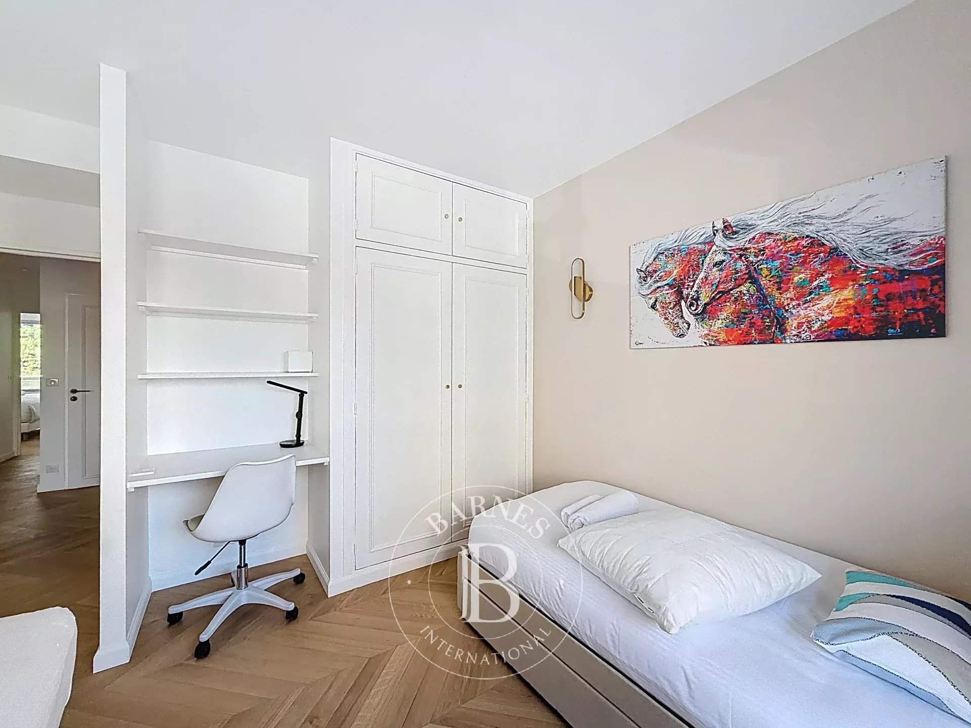 Paris  - Apartment 3 Bedrooms - picture 17