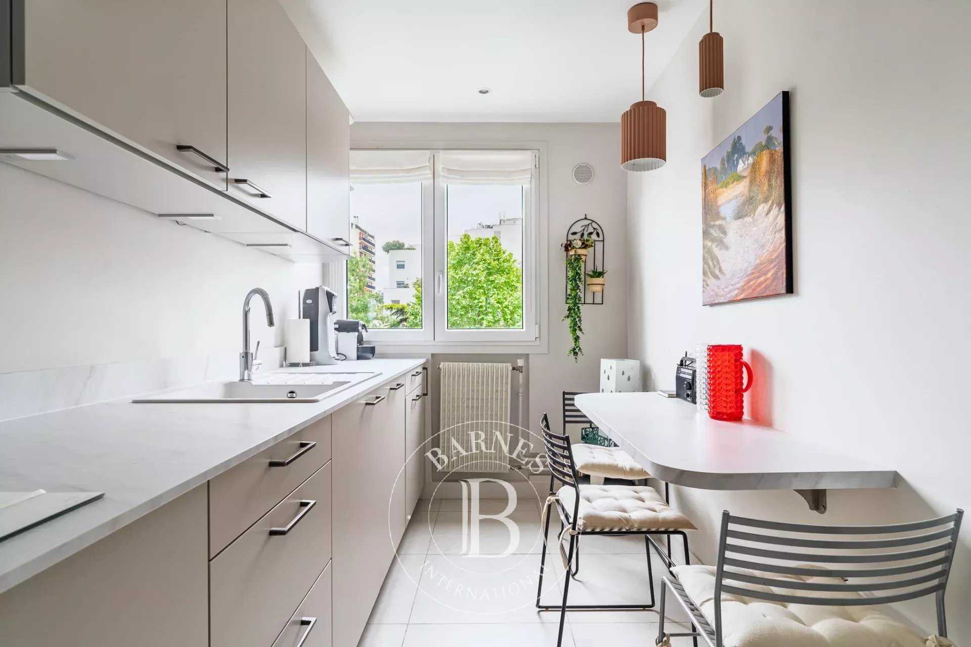 Boulogne-Billancourt  - Apartment 2 Bedrooms