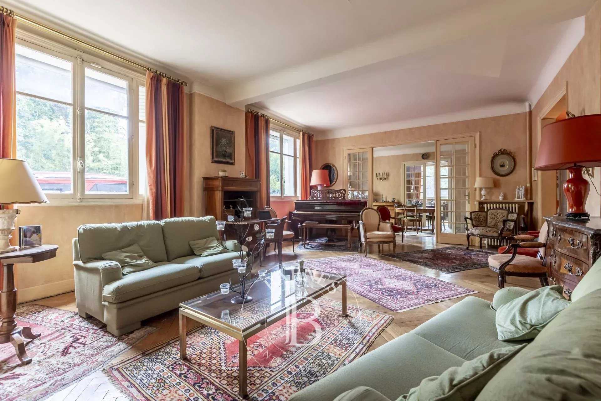 Boulogne-Billancourt  - Piso 6 Cuartos 4 Habitaciones