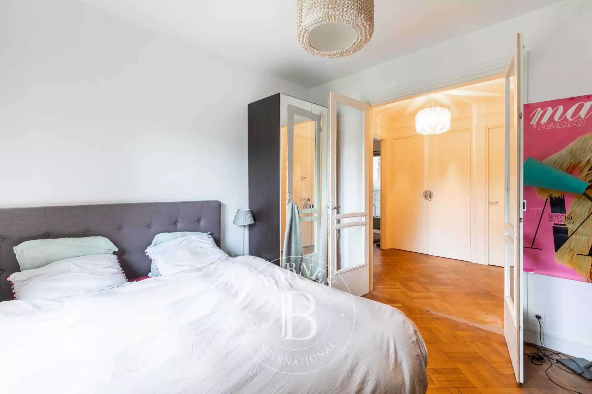 Boulogne-Billancourt  - Apartment 1 Bedroom