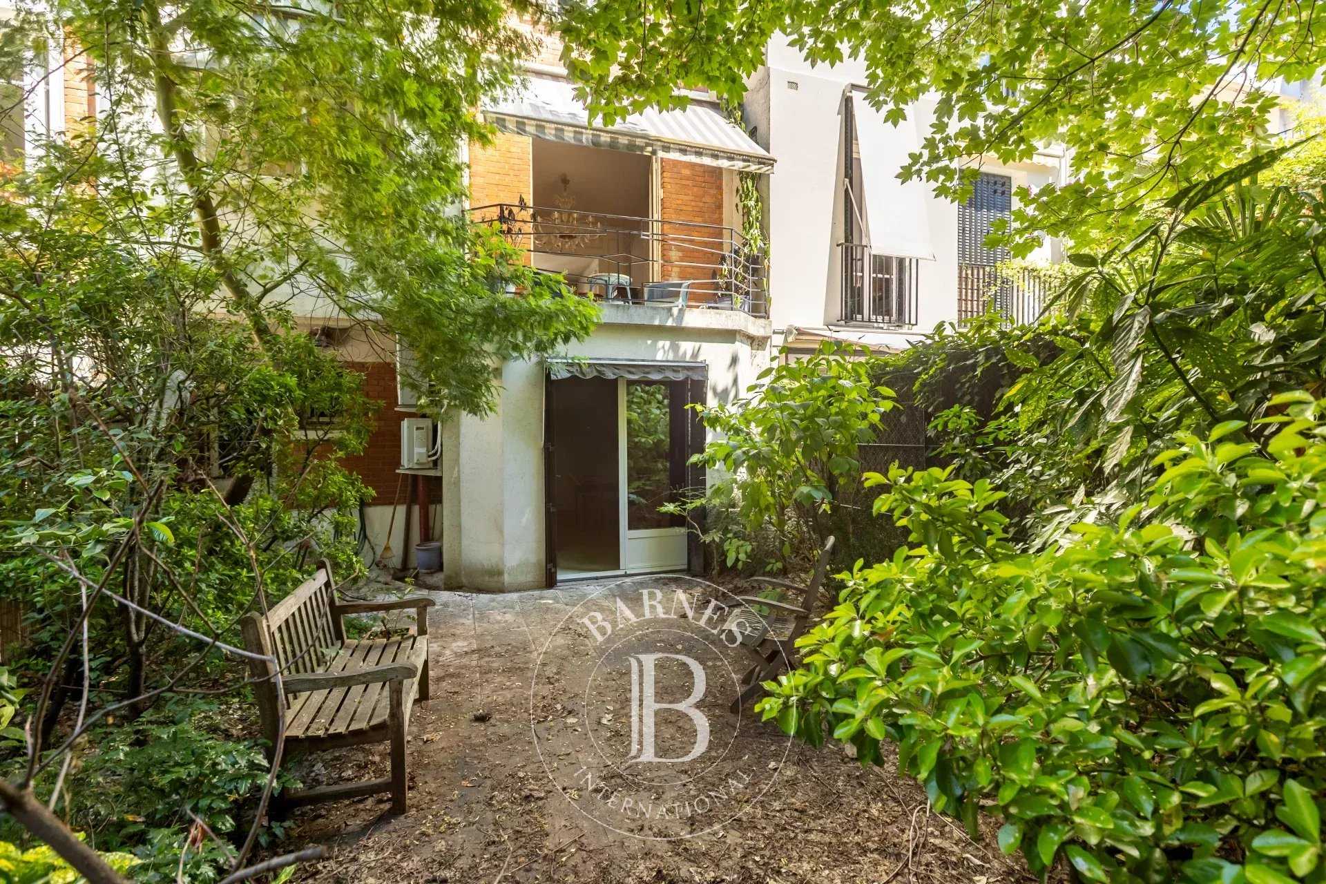 Boulogne-Billancourt  - House 6 Bedrooms