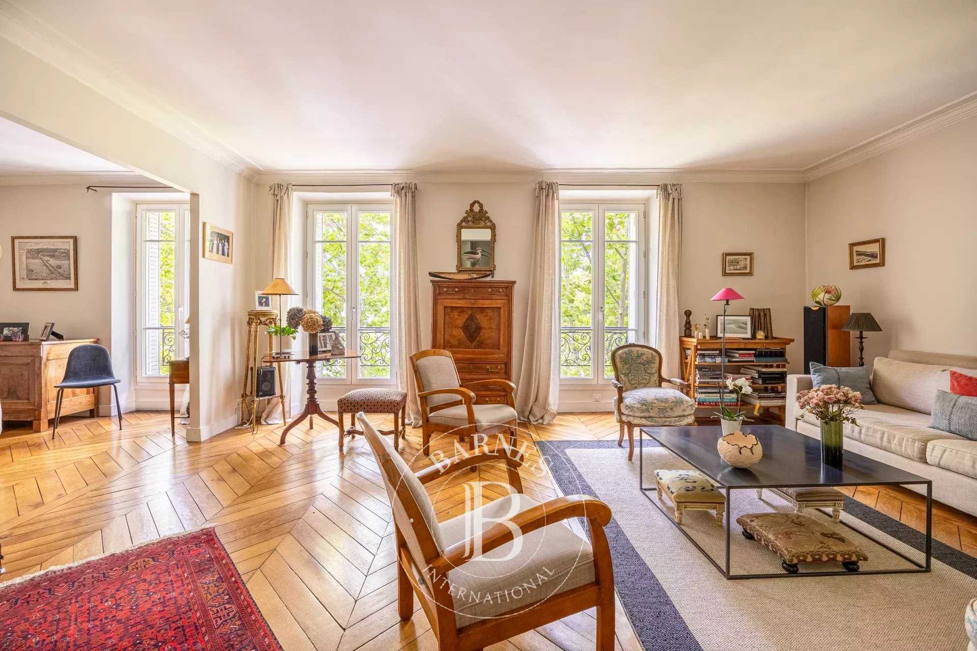 Boulogne-Billancourt  - Apartment 5 Bedrooms