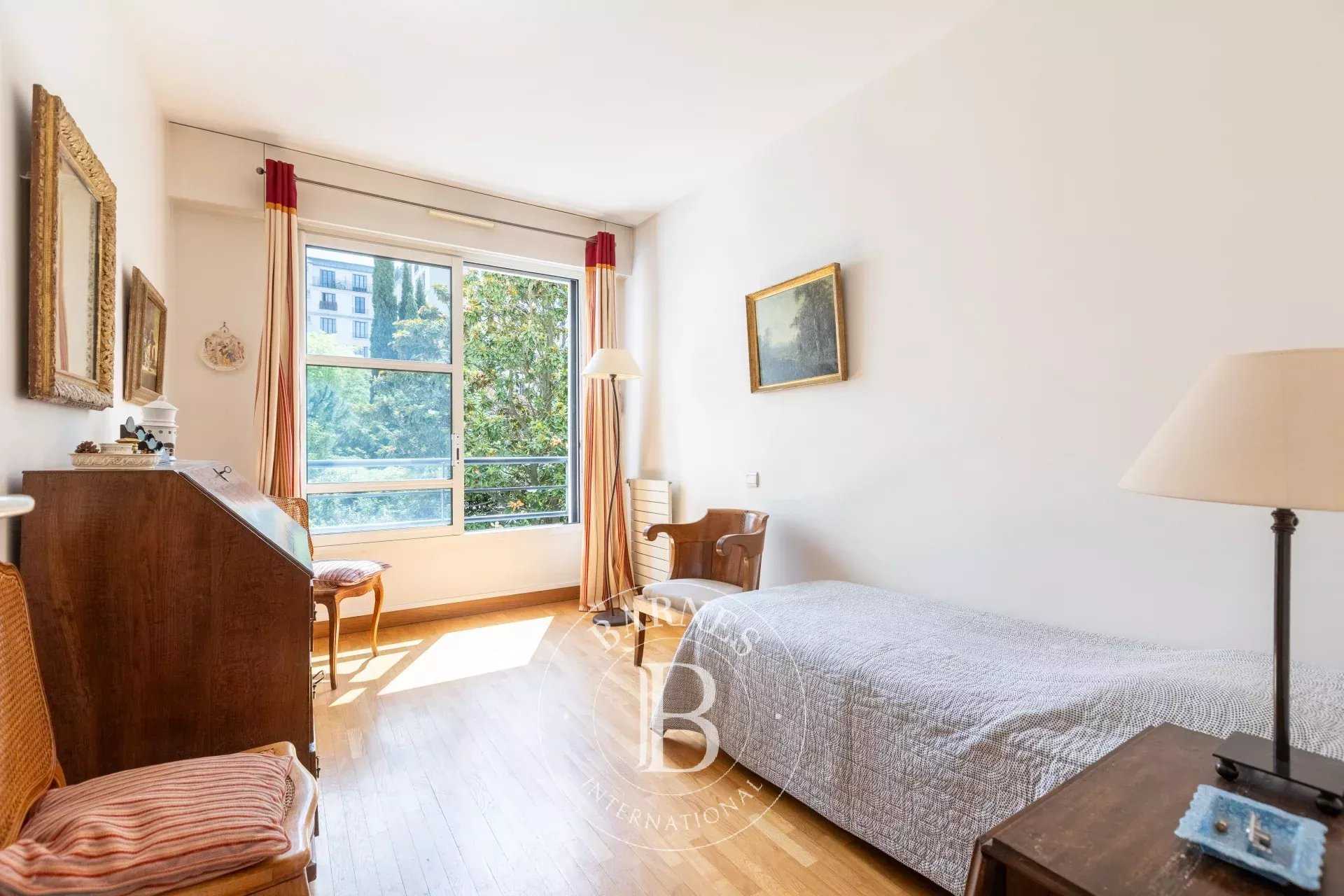 Boulogne-Billancourt  - Piso 4 Cuartos 2 Habitaciones
