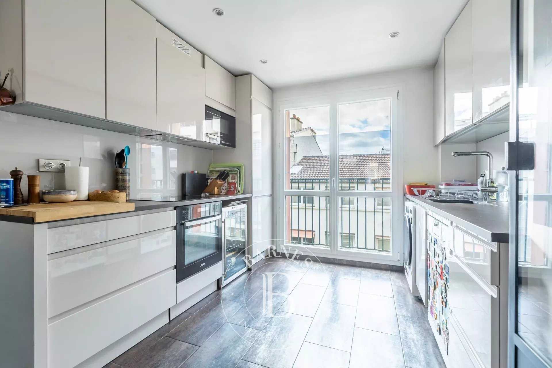Boulogne-Billancourt  - Appartement 5 Pi&egrave;ces 3 Chambres