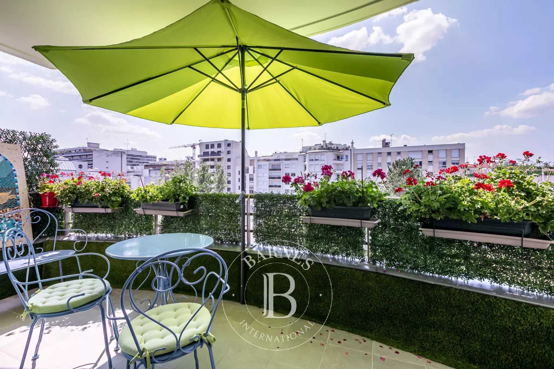 Boulogne-Billancourt  - Apartment 4 Bedrooms
